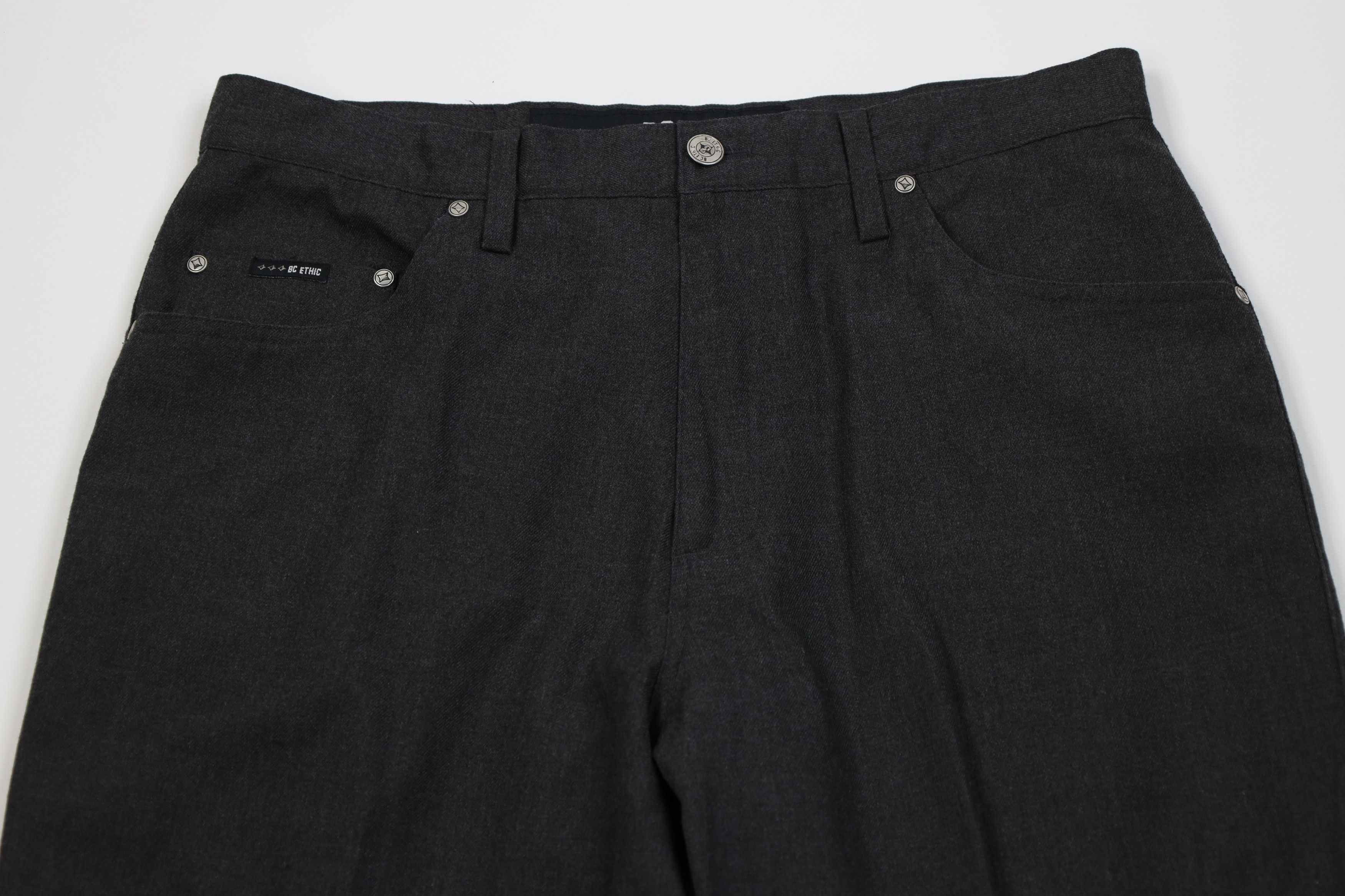 Vintage Vintage 90s Streetwear Wide Leg Chino Pants Trousers Gray Size US 34 / EU 50 - 2 Thumbnail