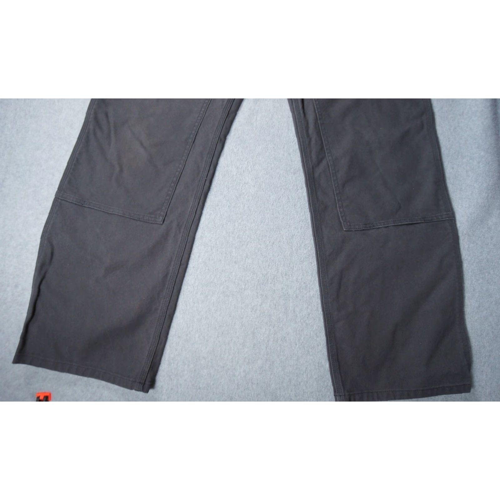 Carhartt Carhartt Pants Mens 36x34 Gray Rugged Flex Relaxed Fit Workwear Utility Duck Pants Mens 36 Gray Carhartt Rugged Flex Straight Dock? Size US 36 / EU 52 - 3 Thumbnail