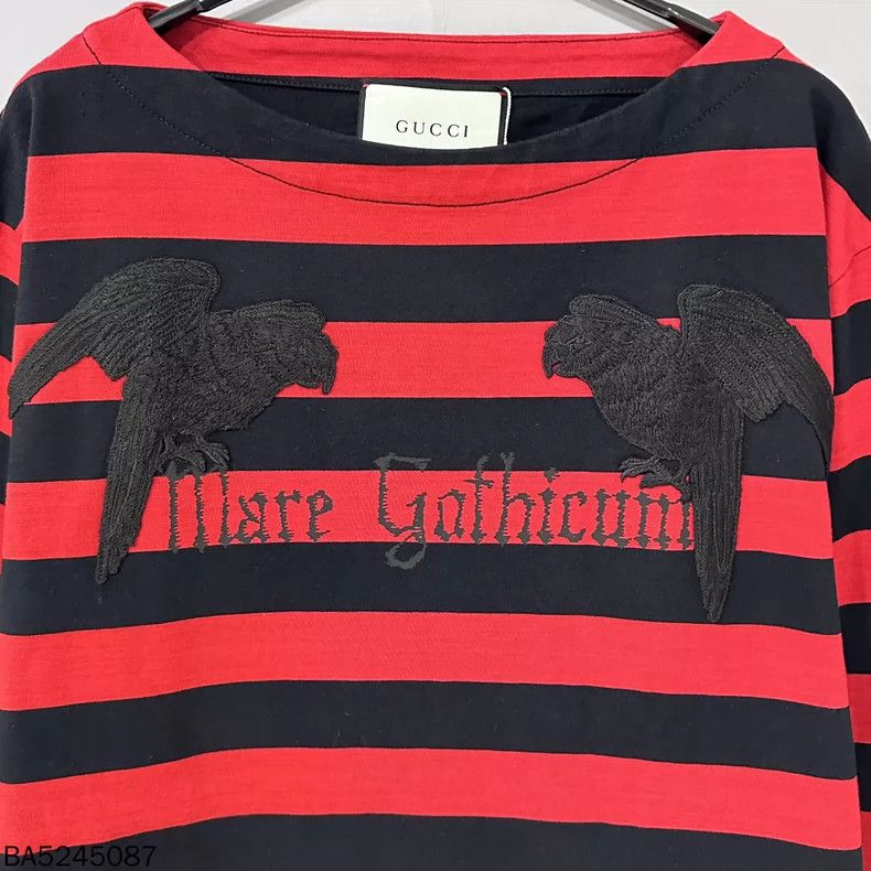 Gucci Gucci Red and black striped parrot embroidered long sleeves Size US M / EU 48-50 / 2 - 4 Thumbnail