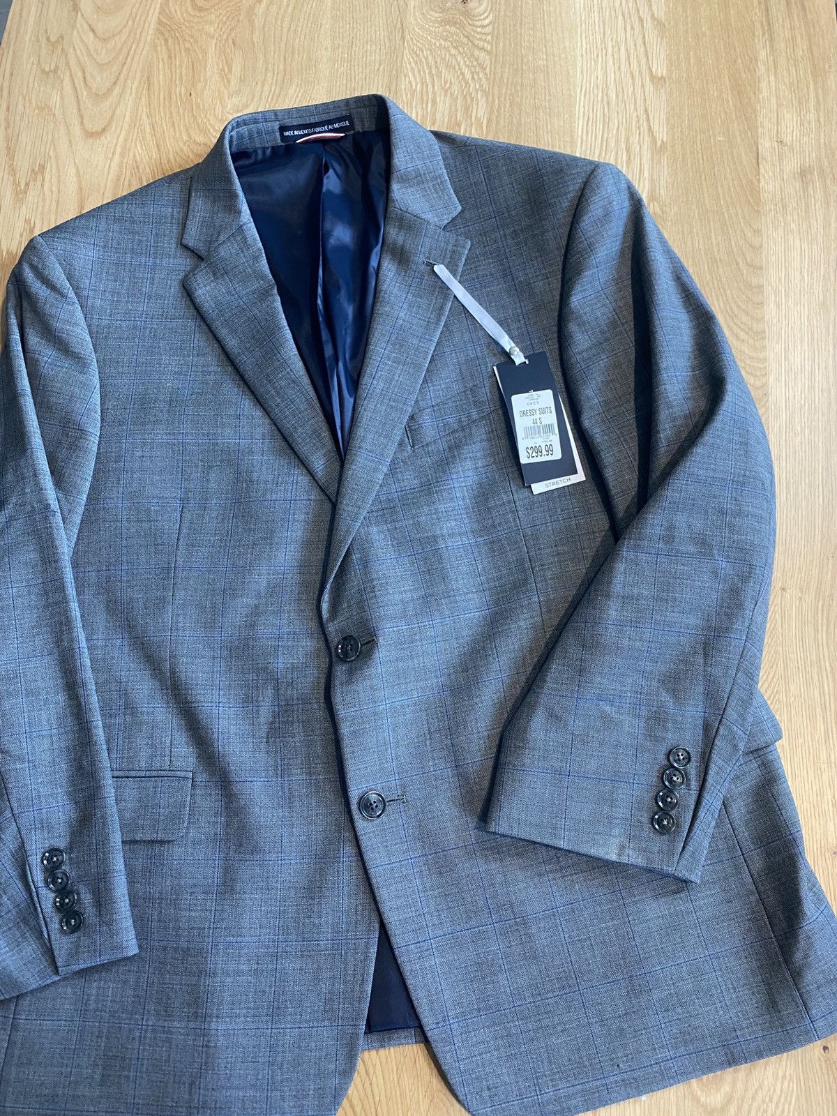 Tommy Hilfiger NWT Tommy Hilfiger Men’s Blazer Coat Jacket Wool Polyester Size US L / EU 52-54 / 3 - 1 Thumbnail