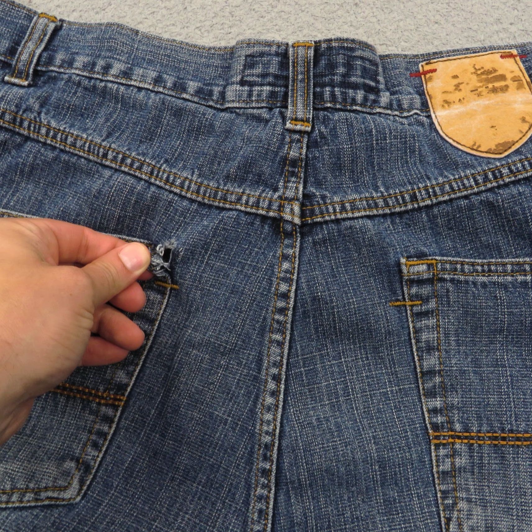 Vintage Mecca Baggy Jeans Men 40 Y2K Embroidered Skater Grunge Wide 10" Leg Opening VTG Denim Jeans 5-Pocket Mens Regular Blue Cotton High Rise Size US 40 / EU 56 - 6 Thumbnail