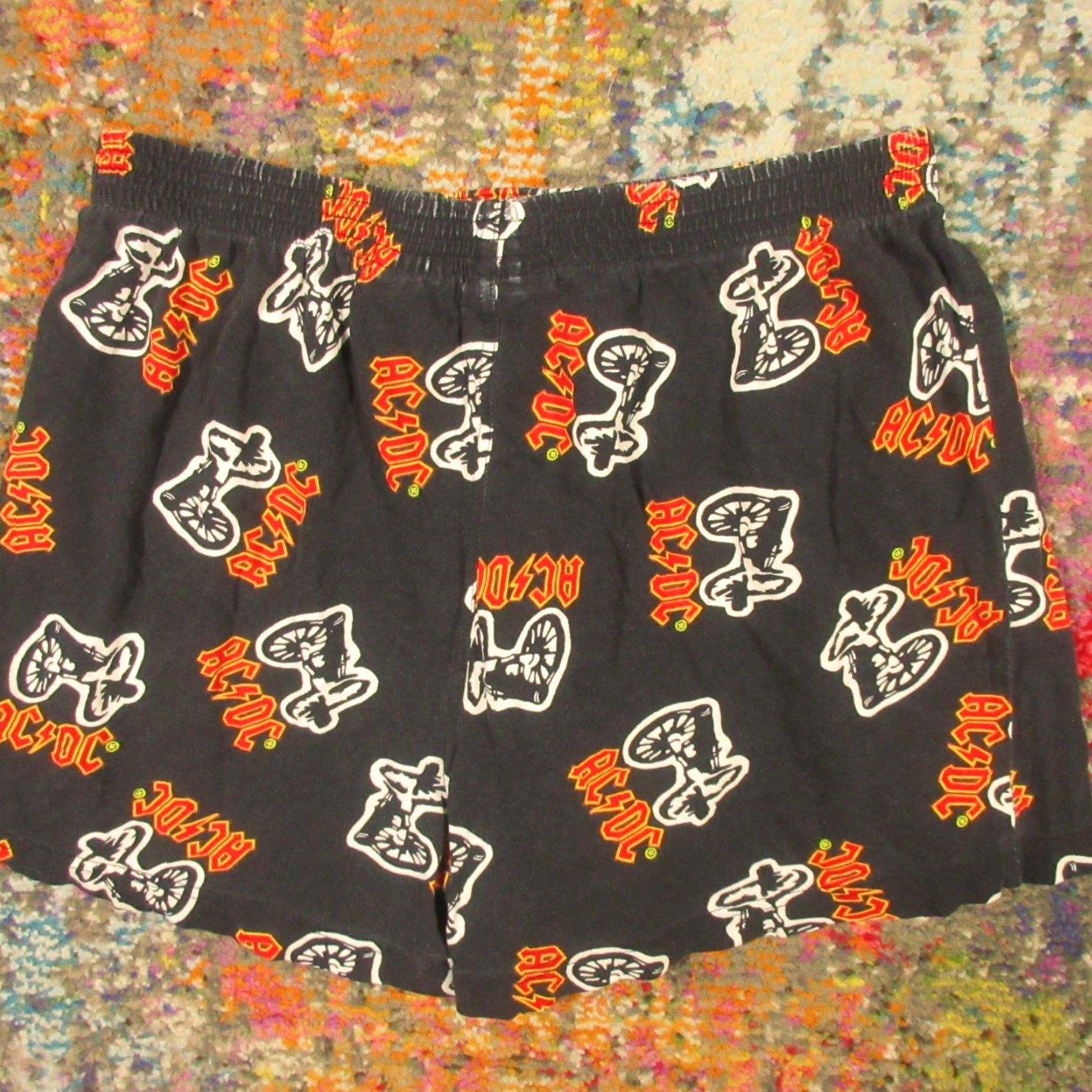 Gloverall AC/DC Big GunSleep Shorts Music All Over Print Medium M Black Cotton Knit Sleep Shorts Drawstring Elastic Waist Men Size US 31 - 2 Thumbnail