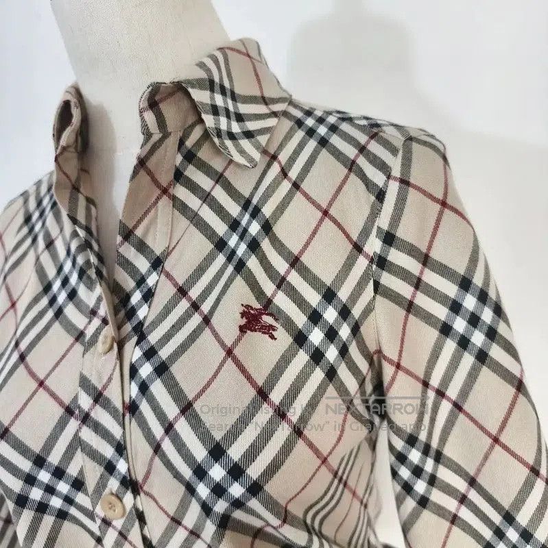 Burberry Burberry Women's Khaki Cotton Check Shirt. Size M / US 6-8 / IT 42-44 - 3 Thumbnail