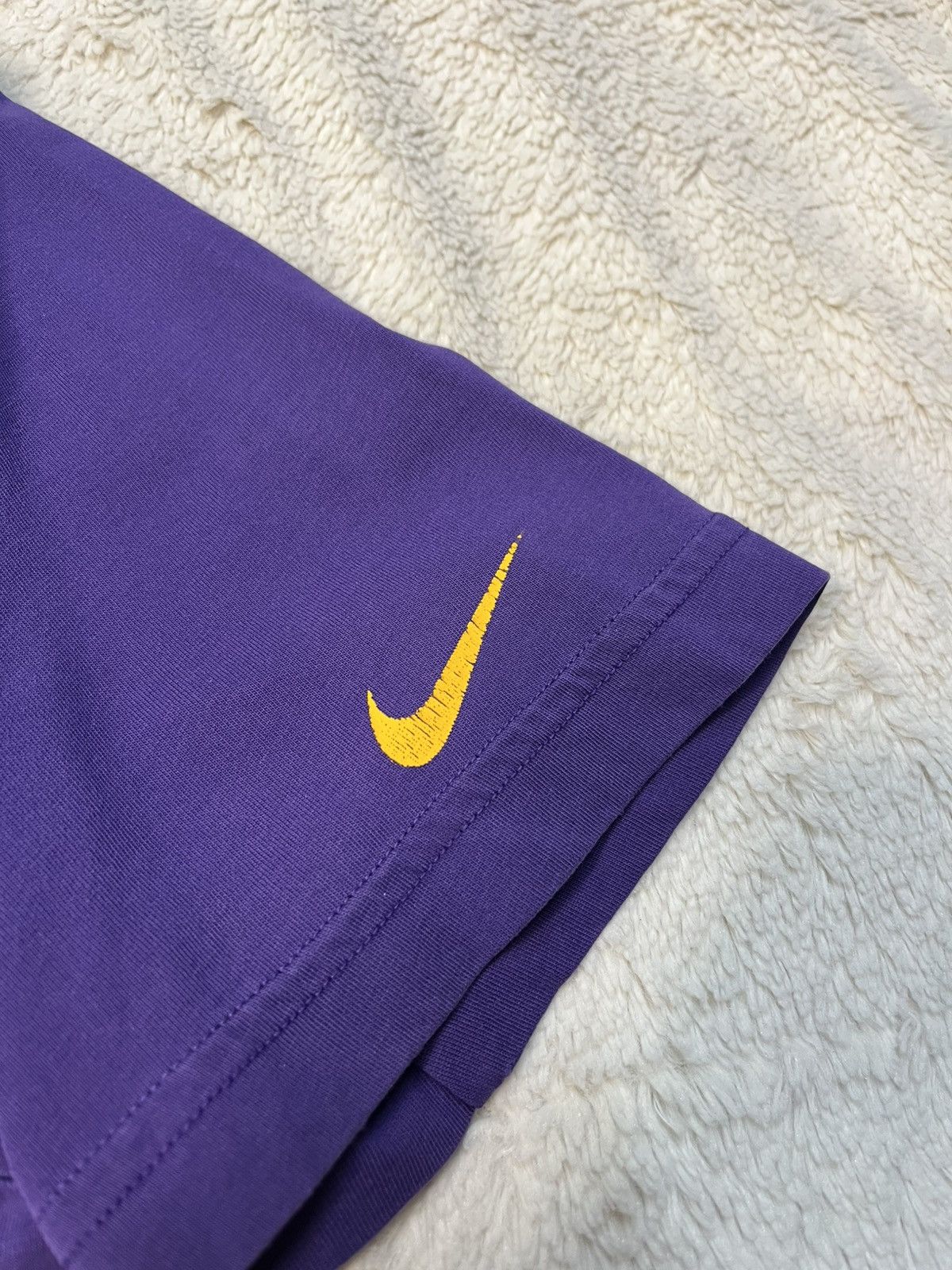 Nike Nike Kobe Mamba Bryant Lakers Chasing Legends T Shirt Jersey Size US M / EU 48-50 / 2 - 3 Thumbnail