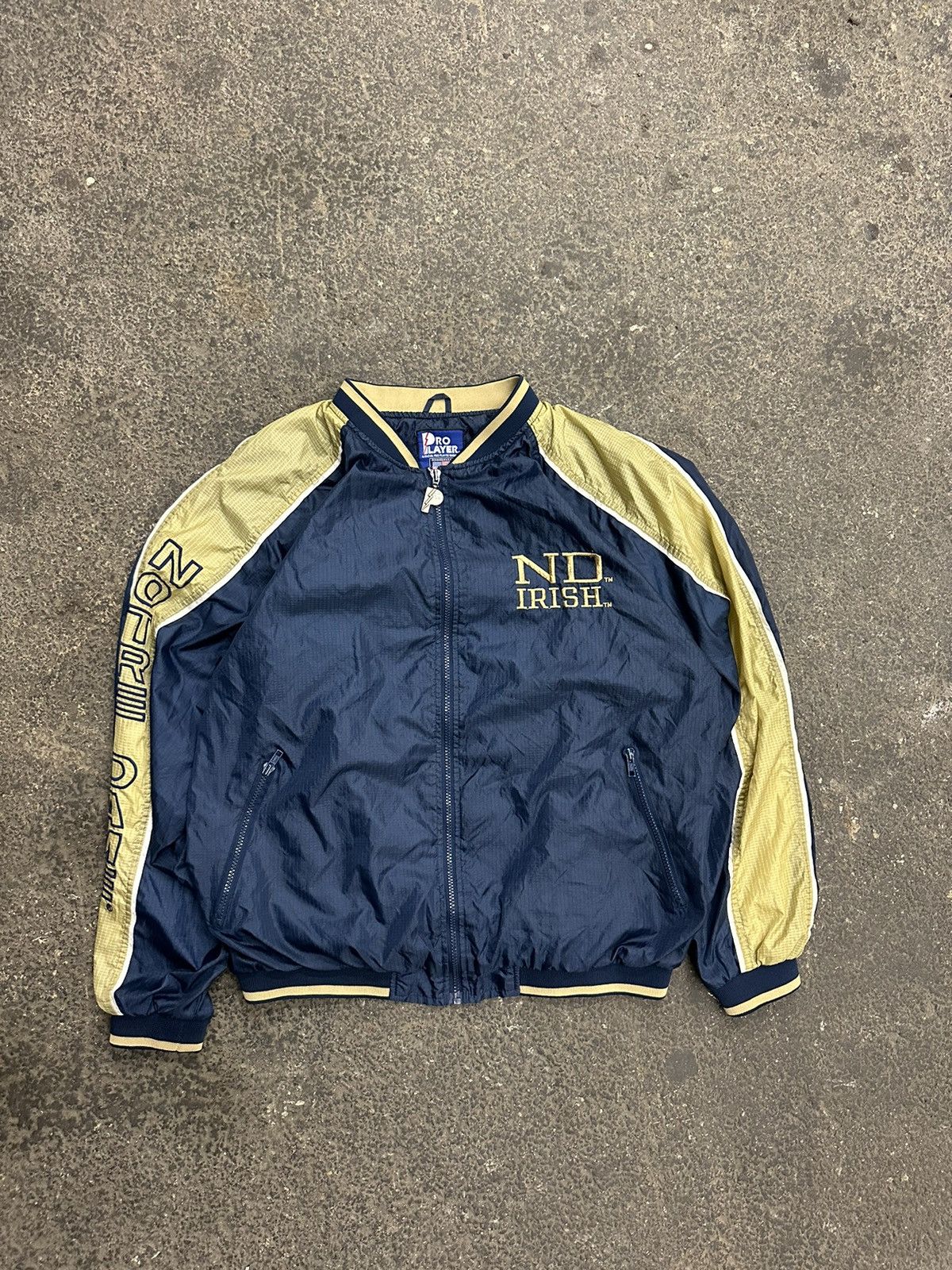 Pro Player Vintage Pro Player Notre Dame Windbreaker Jacket Size US XL / EU 56 / 4 - 1 Thumbnail