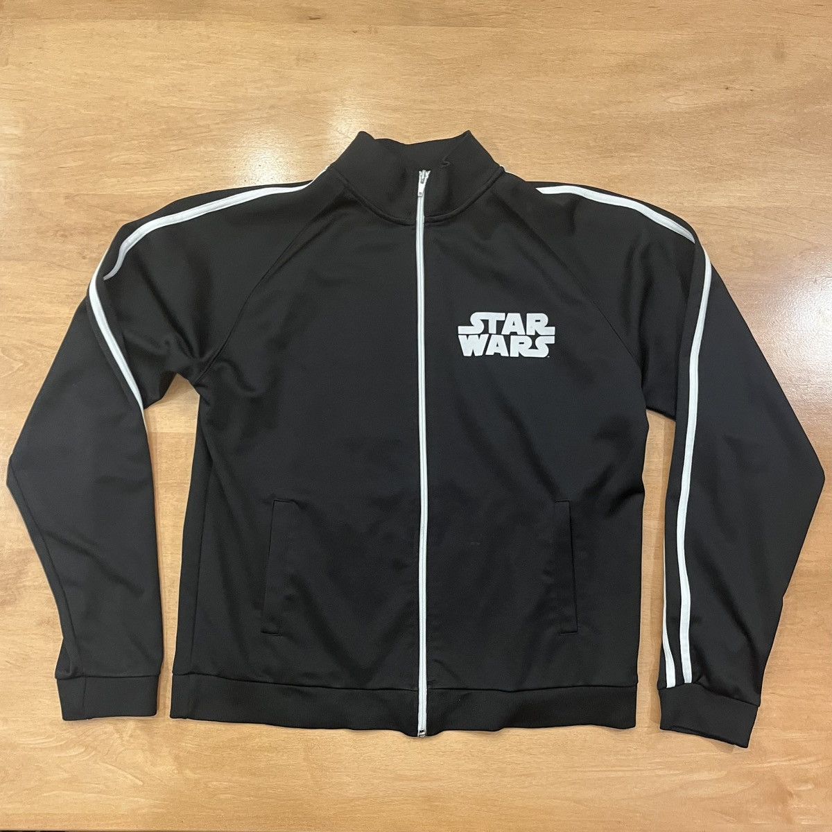 Star Wars RARE Star Wars track-jacket w/ stormtrooper-and-cross-bones Size US L / EU 52-54 / 3 - 1 Thumbnail