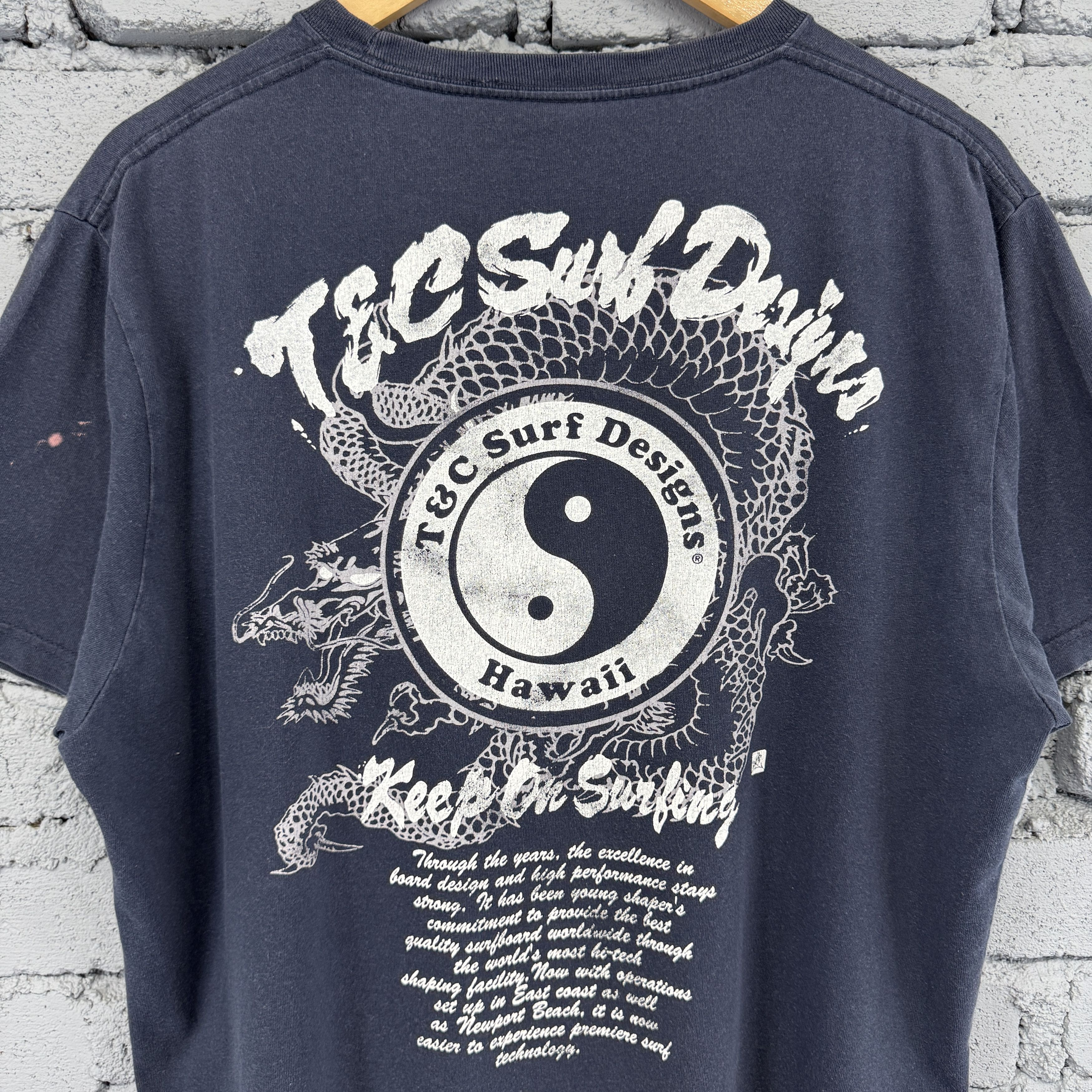 Vintage Vintage 90s T&C Surf Designs Dragon Hawaii Surfing Tshirt Size US XL / EU 56 / 4 - 5 Thumbnail