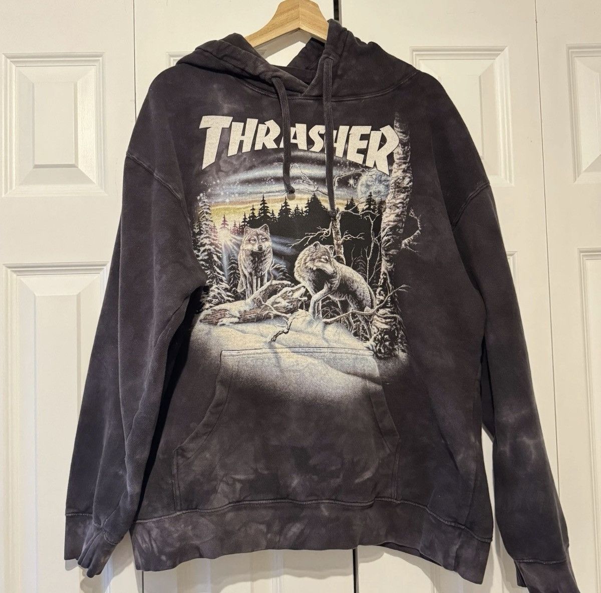The Mountain × Thrasher Thrasher x The Mountain, 13 Wolves Hoodie