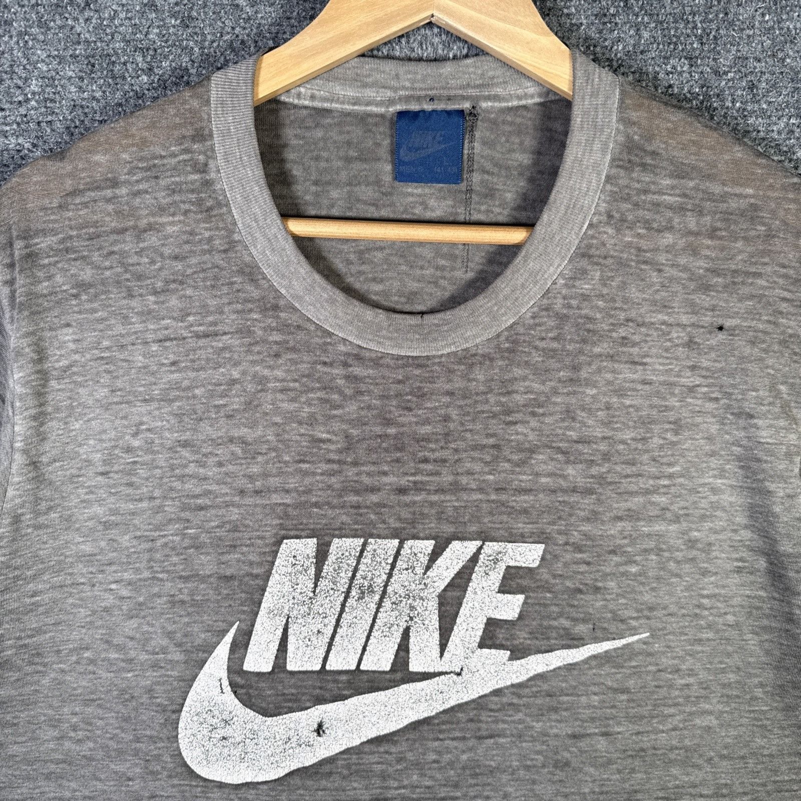 Nike Vintage Nike Shirt Mens Large Black 80s Center Swoosh Thin Size US L / EU 52-54 / 3 - 2 Thumbnail