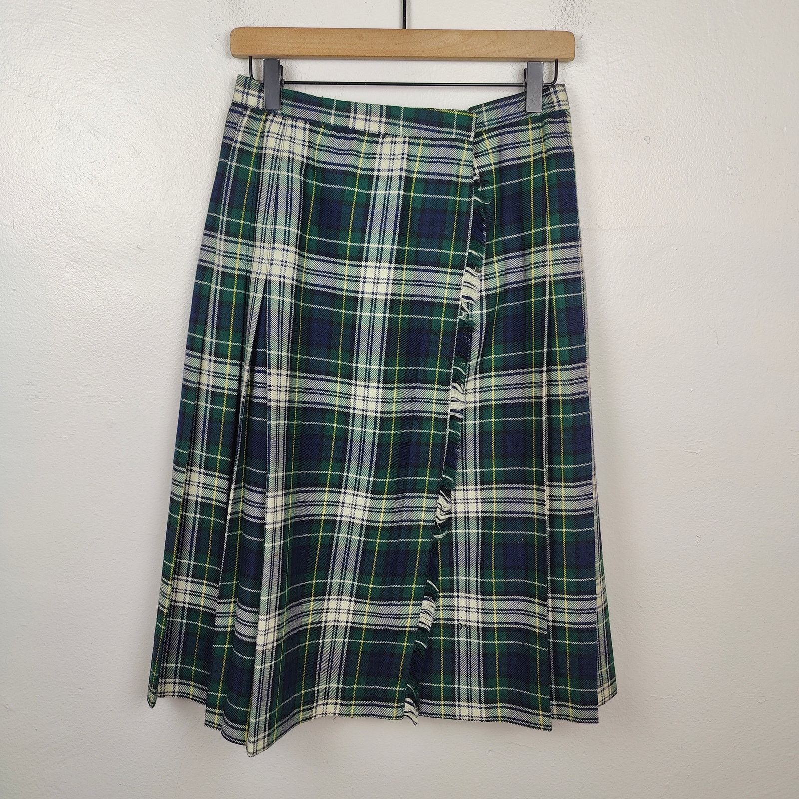 Other Vintage David Brooks Ltd Wool Skirt Womens 6 Green Blue Size 28" / US 6 / IT 42 - 1 Thumbnail
