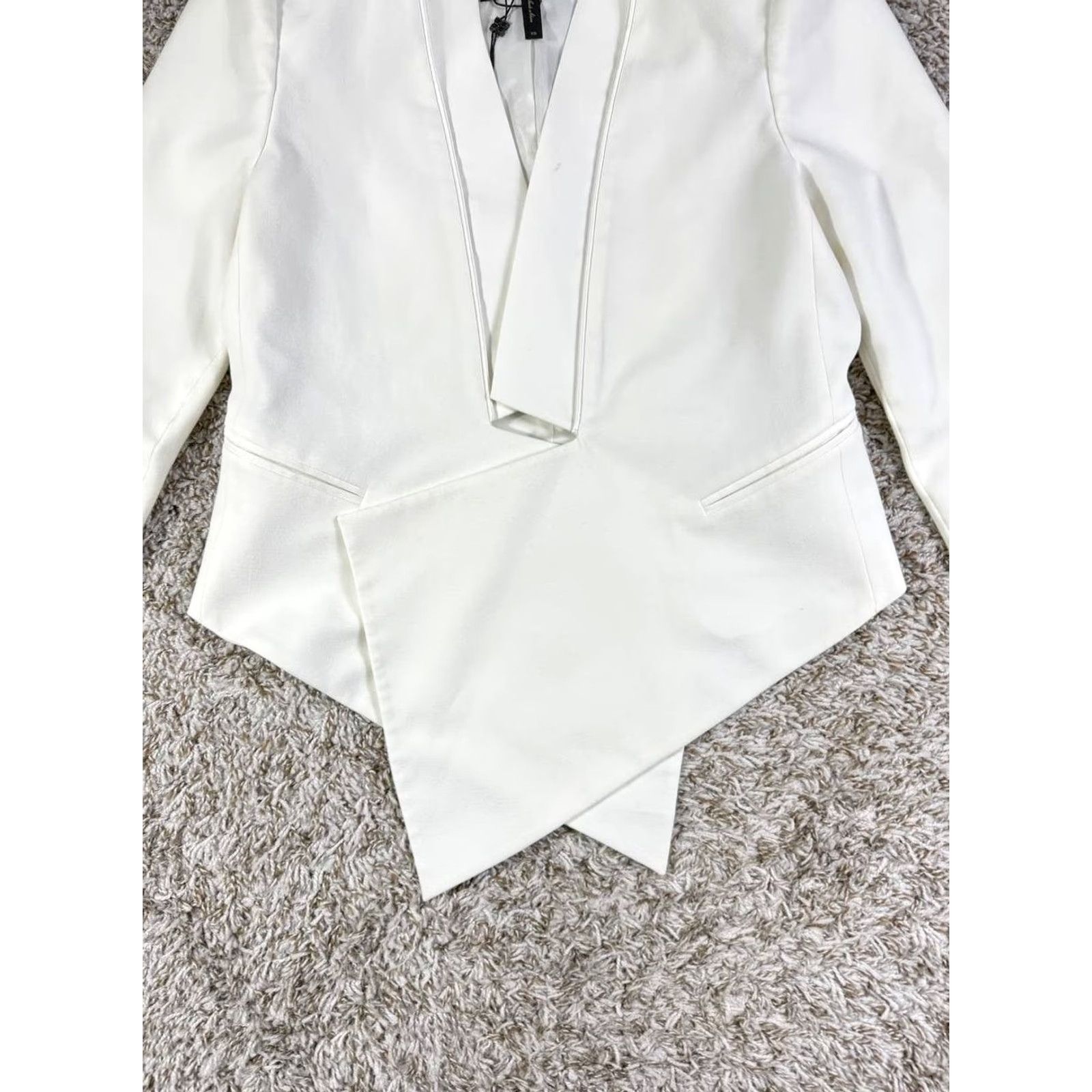 Bcbgmaxazria BCBGMAXAZRIA Blazer Women XS White Asymmetrical Open Front Lloyd Basic Jacket Size XS / US 0-2 / IT 36-38 - 3 Thumbnail