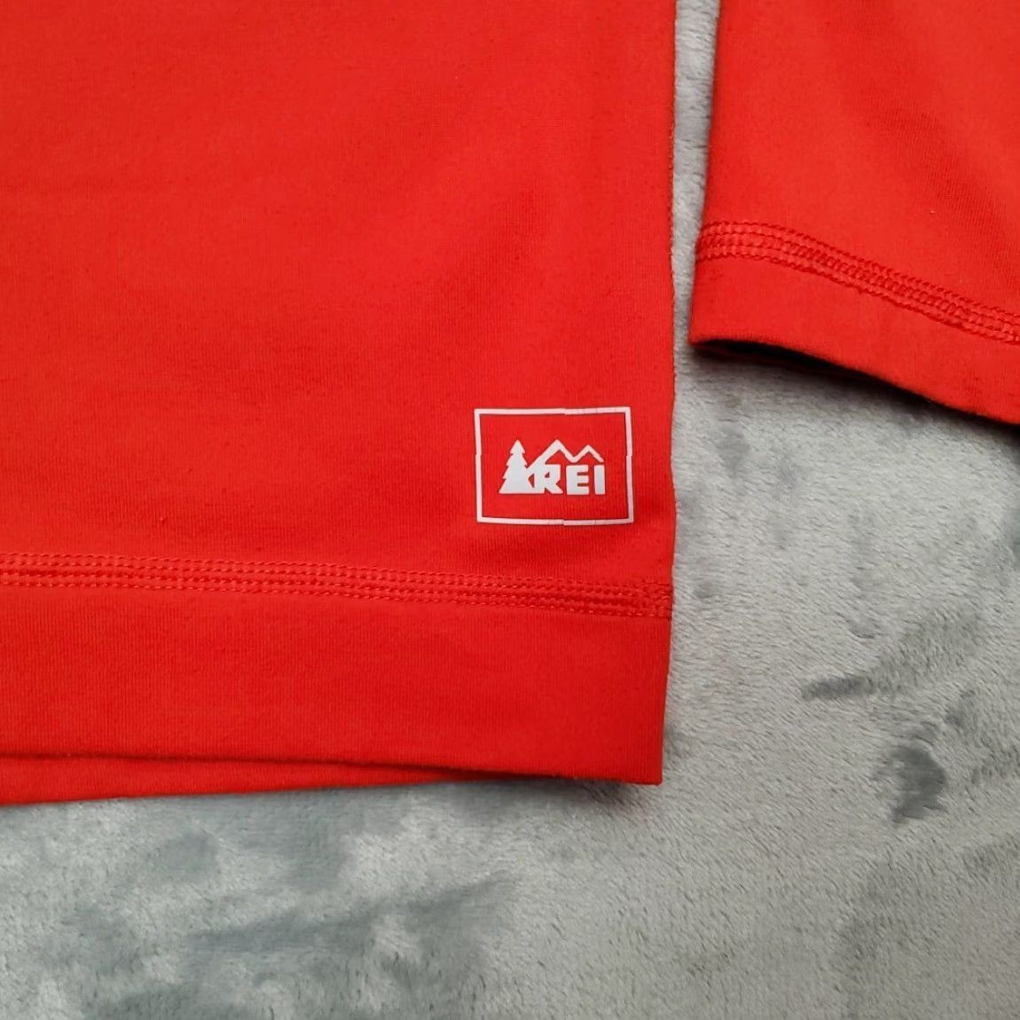 Vintage REI Co Op Shirt Mens L Red Baselayer Performance Stretch Thumbholes Outdoors Size US L / EU 52-54 / 3 - 2 Thumbnail