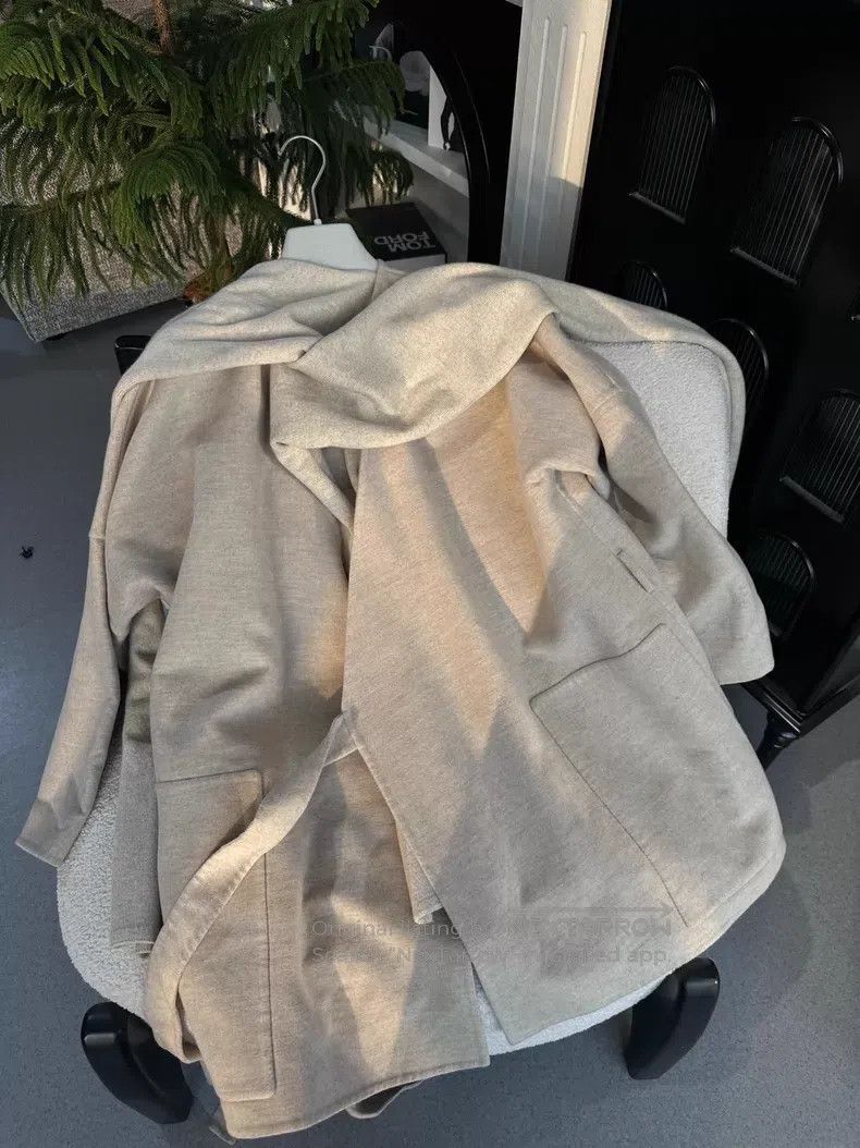 Hermes Hermes Goat fur jacket in oat color Size XS / US 0-2 / IT 36-38 - 1 Thumbnail
