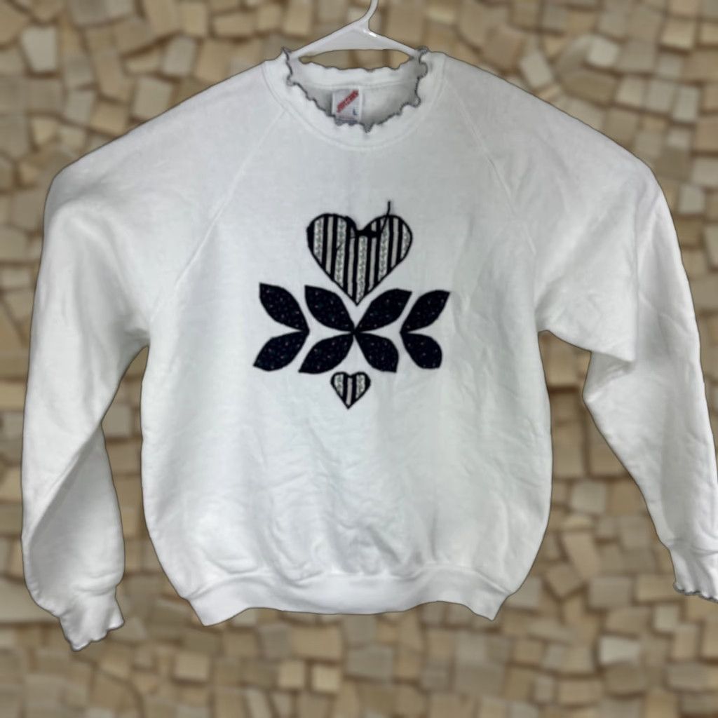 Jerzees VINTAGE Grandma Core Sweatshirt White Heart Patchwork Adult Large USA Made Jerseys Size US L / EU 52-54 / 3 - 1 Thumbnail