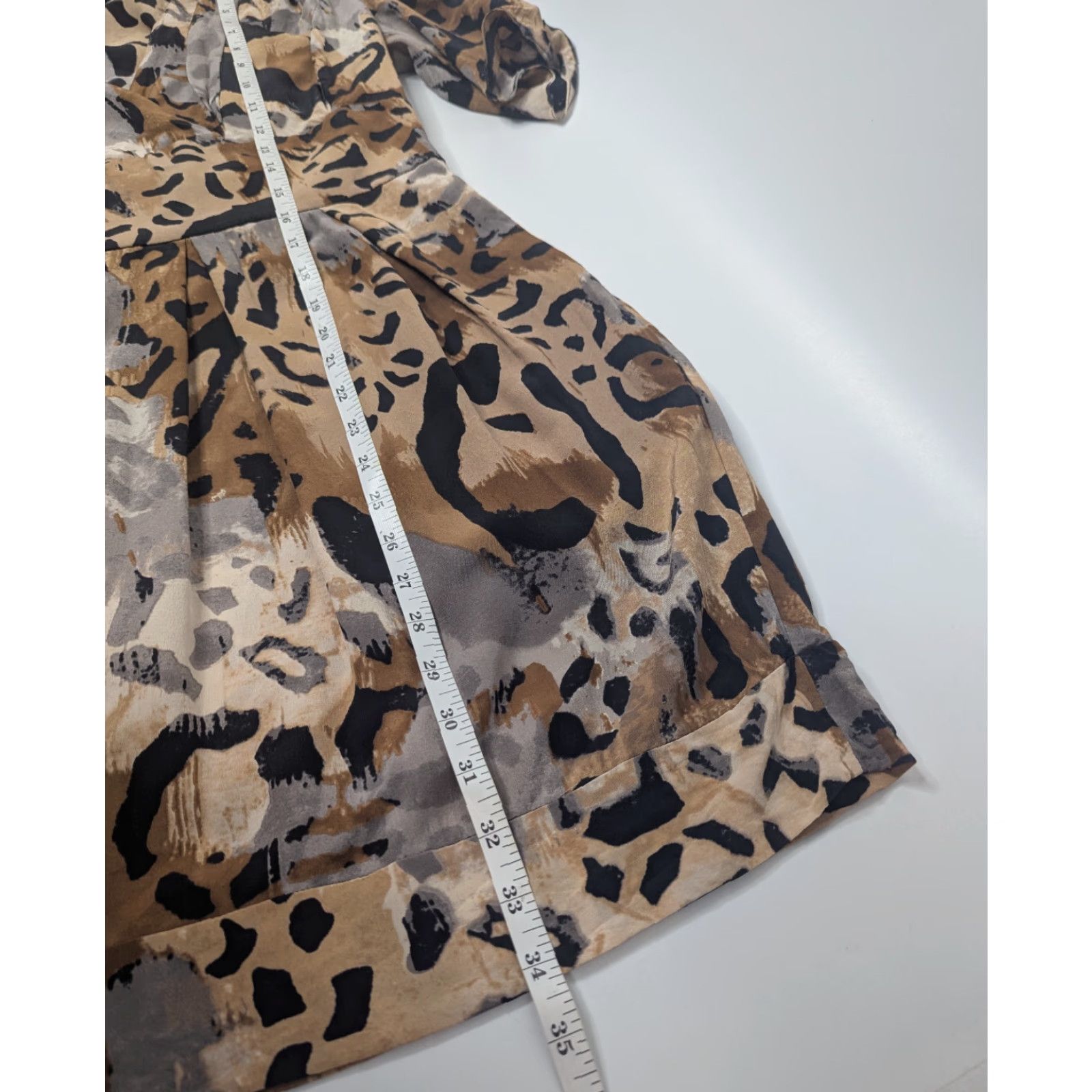 Diane von Furstenberg Diane von Furstenberg Sabine Silk Dress Animal Print Sheath Short Sleeve Size 4 Multicolor Leopard Dress Womens Size 27" / US 4 / IT 40 - 3 Thumbnail