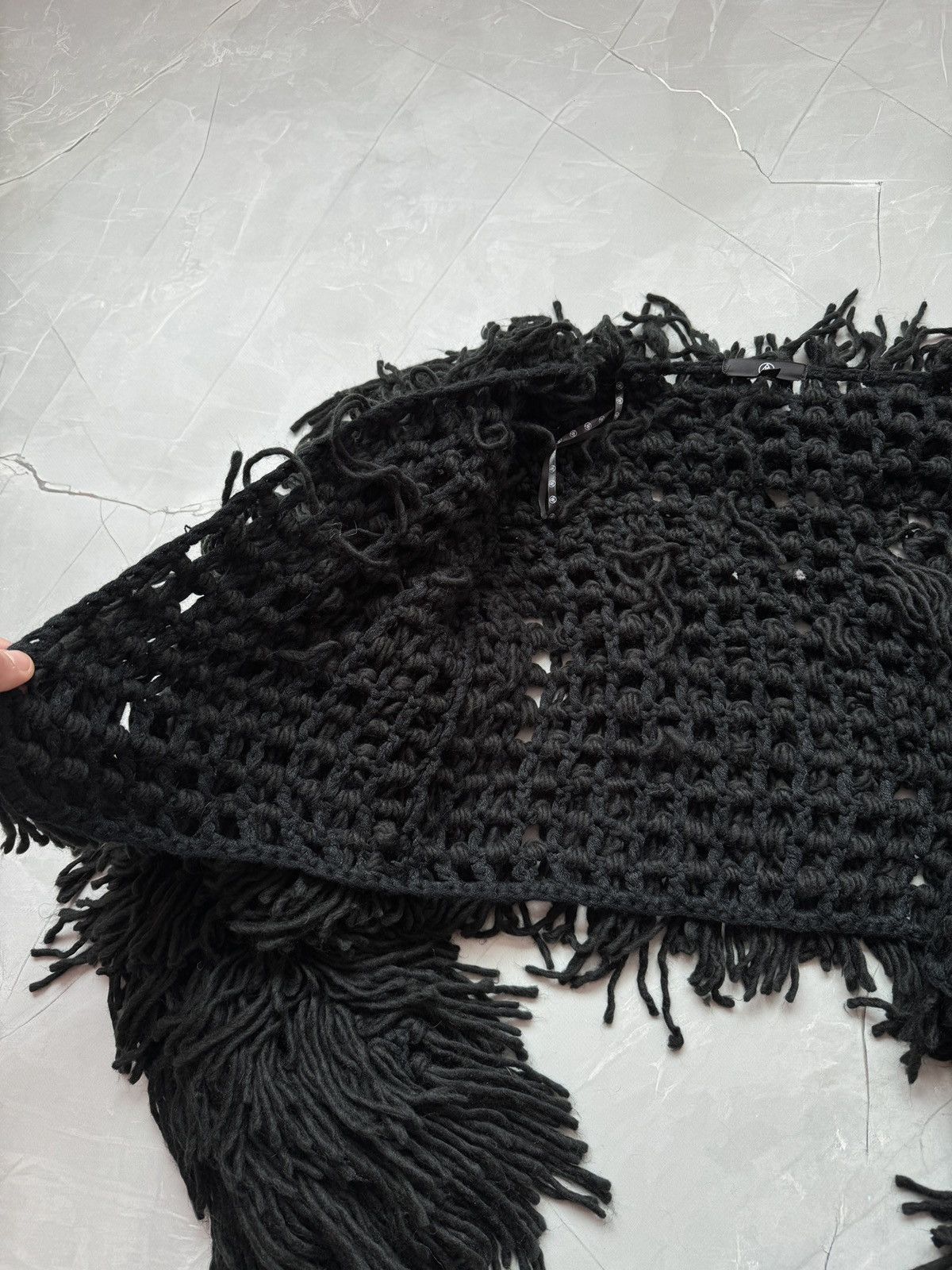 If Six Was Nine Y2K Crazy Fuzzy Tassel Cropped Knit Cardigan Margiela Style Size US M / EU 48-50 / 2 - 14 Thumbnail