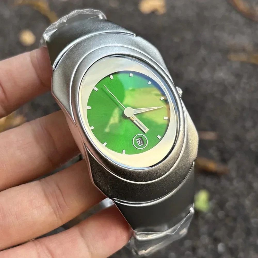 Vintage Green Retro Watch Size ONE SIZE - 1 Thumbnail