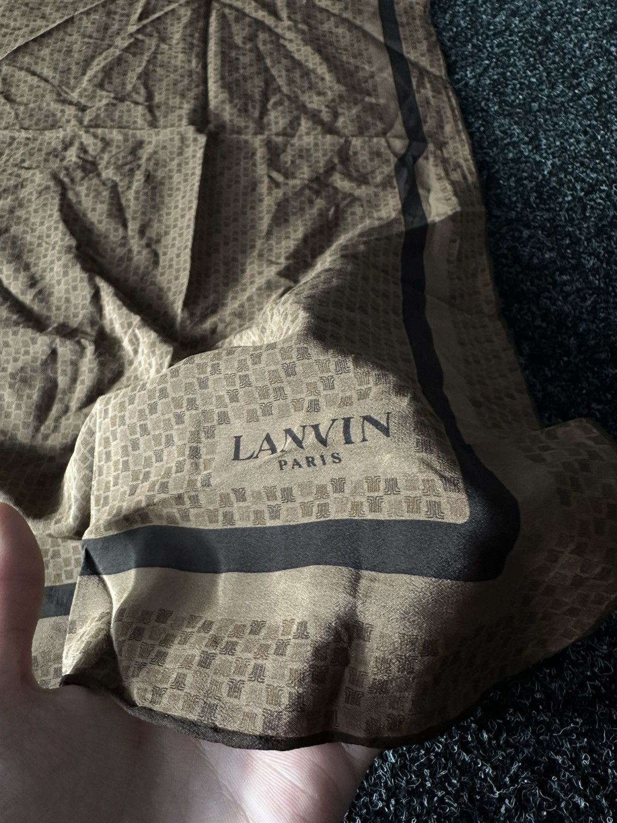 Lanvin × Vintage 🚨90s LANVIN silk scarf bandana handkerchief VERY RARE Size ONE SIZE - 8 Thumbnail