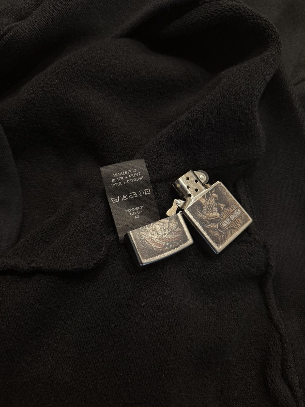 Vetements AW18 Vetements Metal Tour Hoodie Size US M / EU 48-50 / 2 - 7 Thumbnail