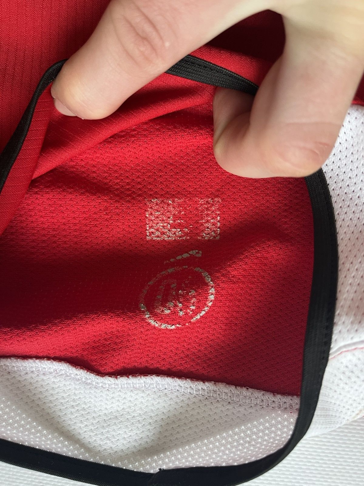 Nike Vintage Manchester United 2004-06 Home Jersey Nike Vodafone Size US L / EU 52-54 / 3 - 4 Thumbnail