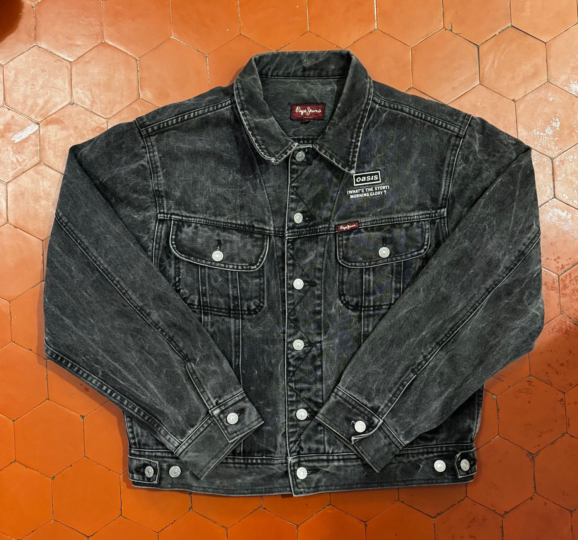 Pepe Jeans PEPE JEANS LONDON X OASIS WHAT'S THE STORY MORNING GLORY Size US L / EU 52-54 / 3 - 1 Thumbnail