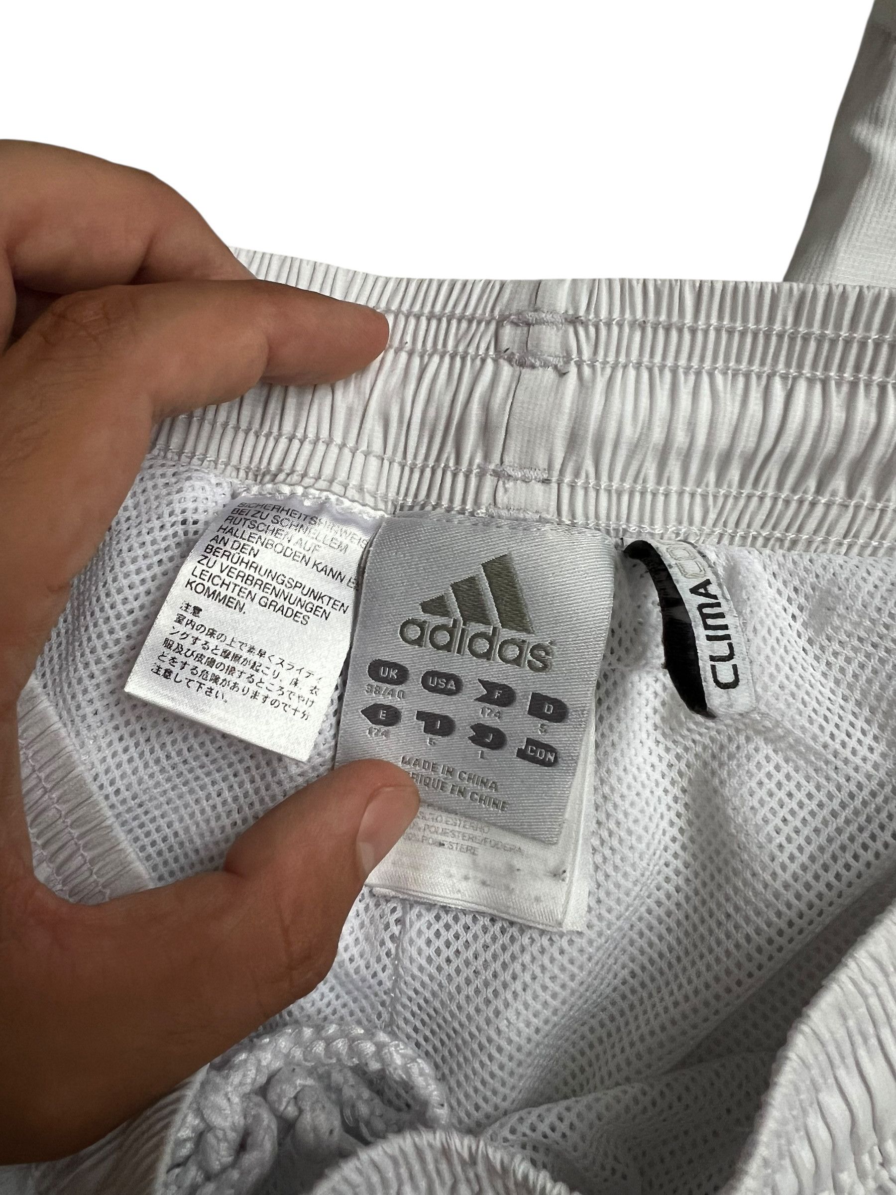 Adidas Adidas AC Milan Champions League Vintage Track Pants Size US 32 / EU 48 - 3 Thumbnail