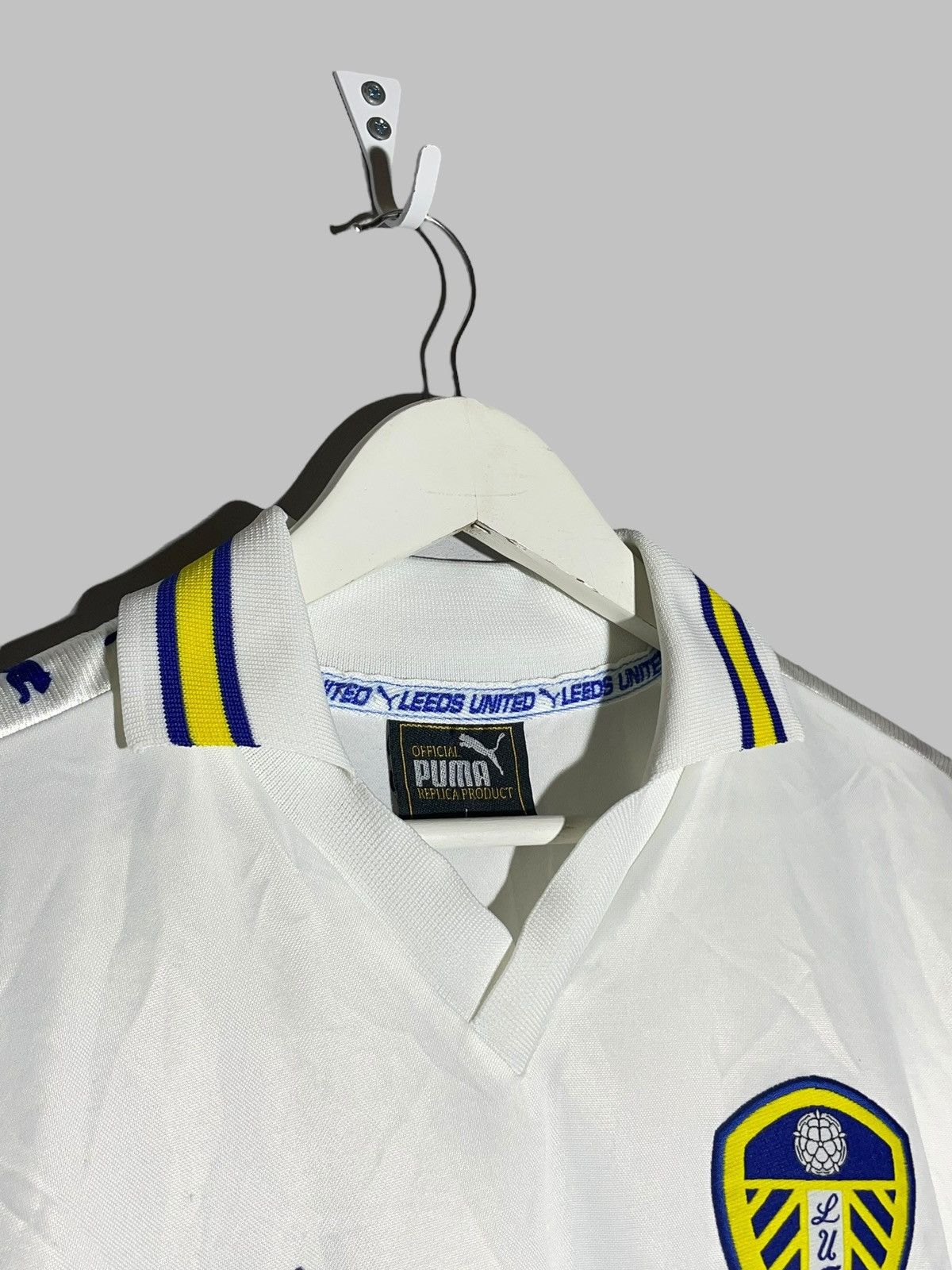 Puma × Vintage Leeds United Puma 1998/99 Home Vintage Football Shirt Size US L / EU 52-54 / 3 - 3 Thumbnail