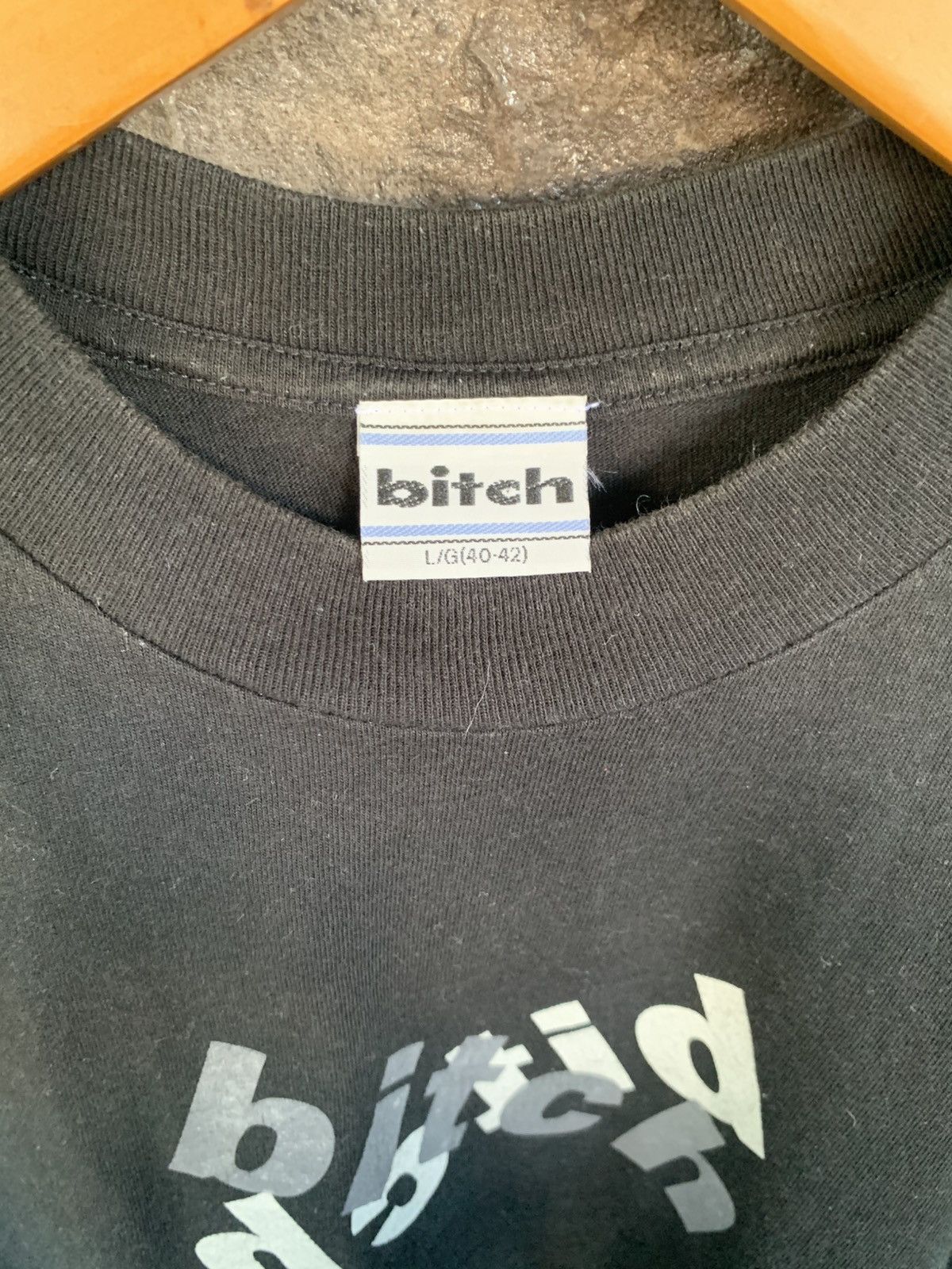 Vintage Vintage 90s Bitch Skateboards T shirt Size US L / EU 52-54 / 3 - 6 Thumbnail