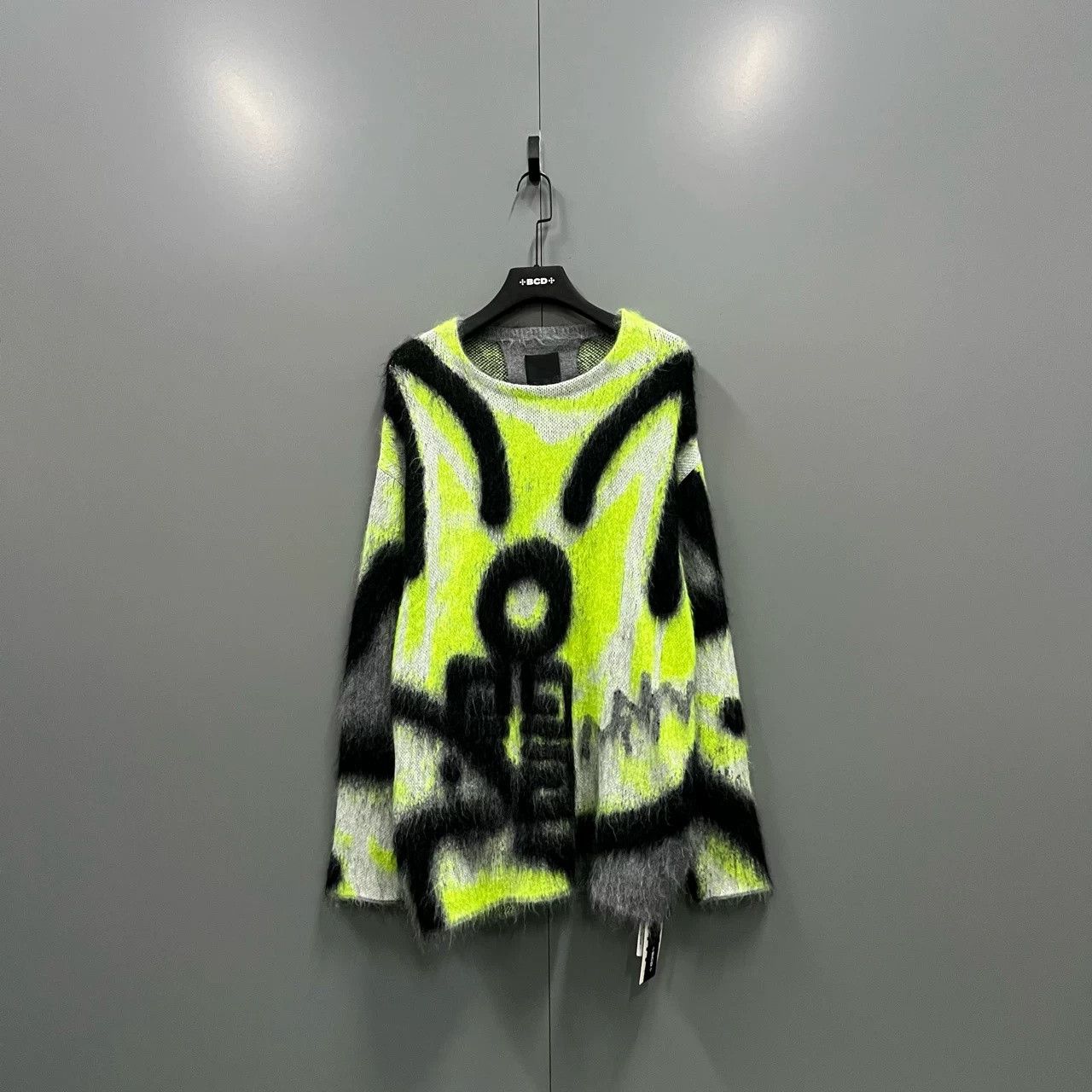 Givenchy Givenchy Graffiti Knit Sweater Size US XL / EU 56 / 4 - 1 Thumbnail