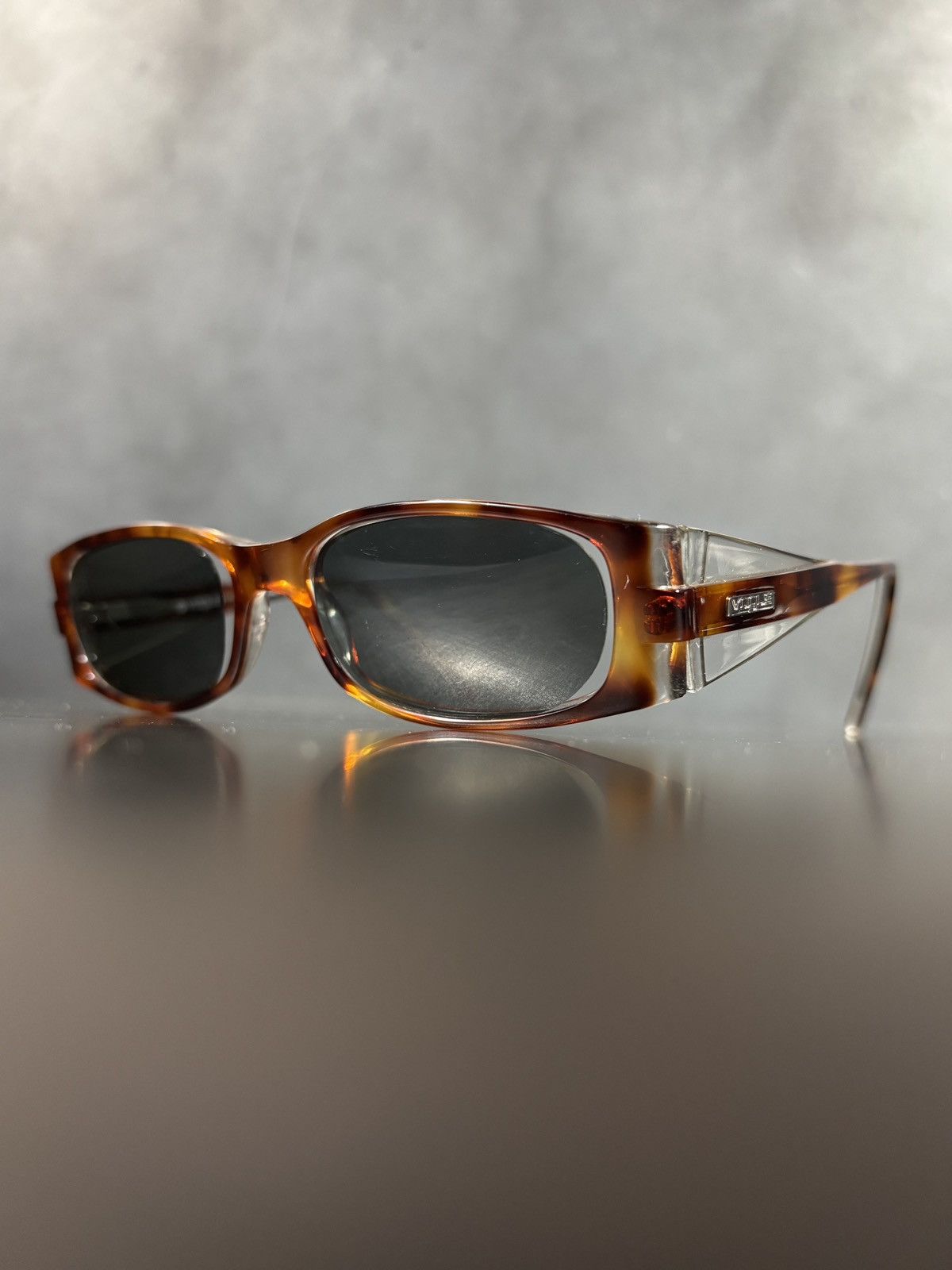 Vogue Vintage Vogue Sunglasses Y2K Petite Office Siren Bayonetta Size ONE SIZE - 21 Thumbnail