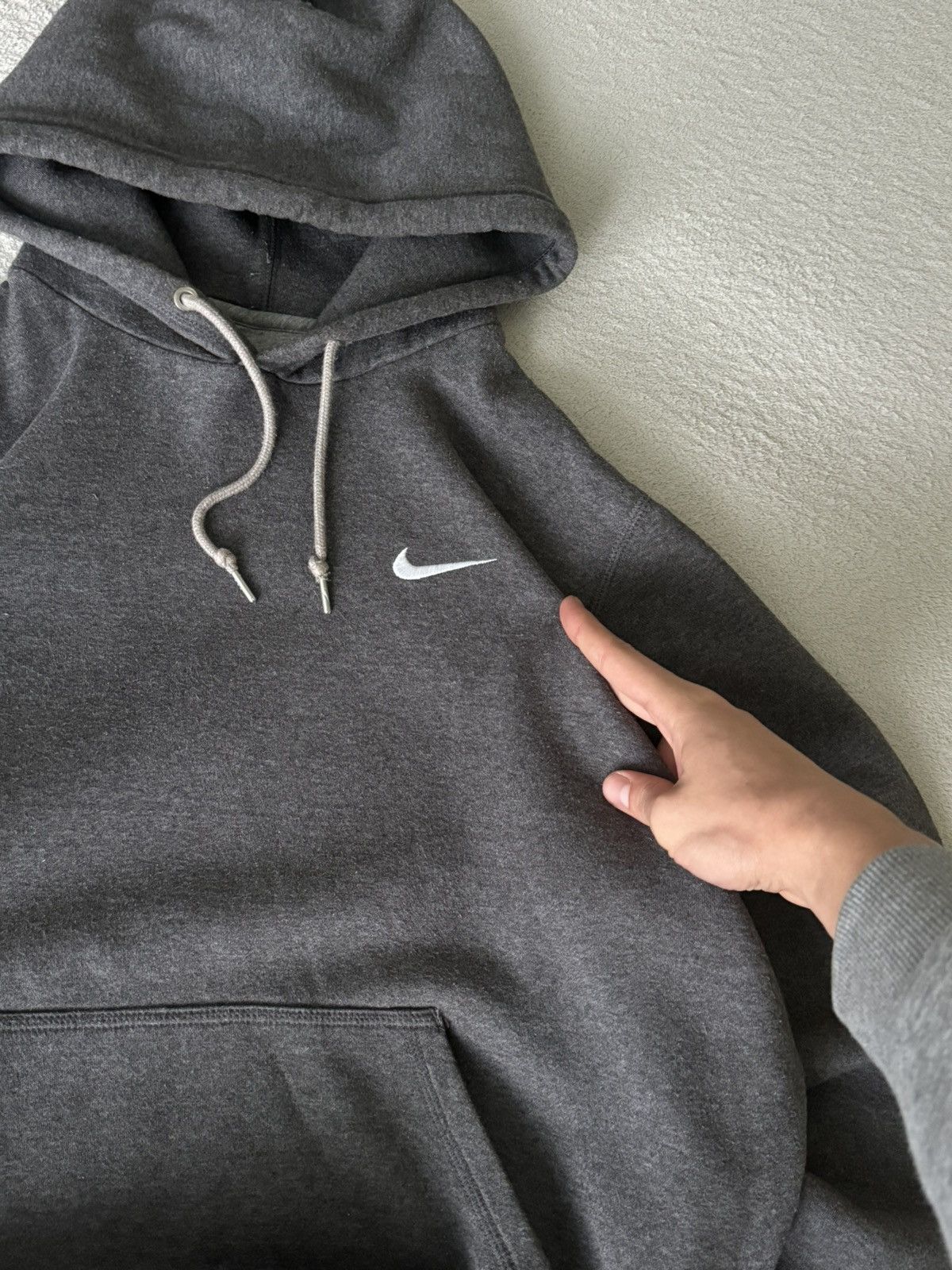 Nike × Vintage Vintage Nike Y2K oversized grey basic sweatshirt Size US M / EU 48-50 / 2 - 8 Thumbnail
