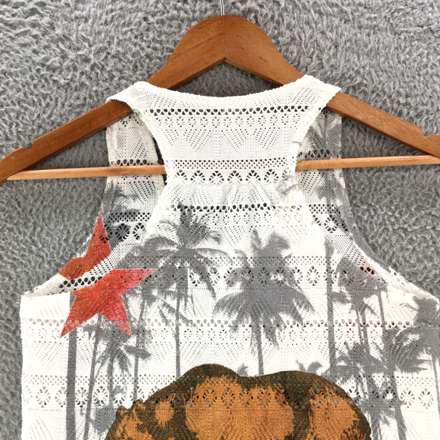 Vintage Passion California Republic Grizzly Bear Tank Top Womens Medium White Printed Tank Womens M White Printed Size M / US 6-8 / IT 42-44 - 7 Thumbnail