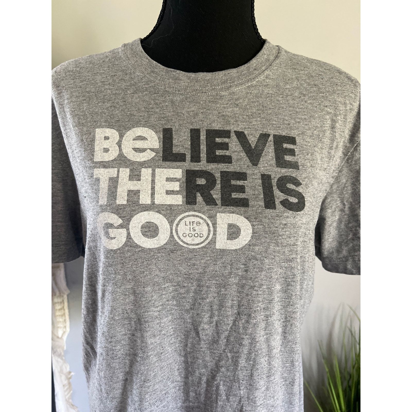 Life is Good LIFE IS GOOD Believe there is Good Crusher Tshirt small Size S / US 4 / IT 40 - 2 Thumbnail