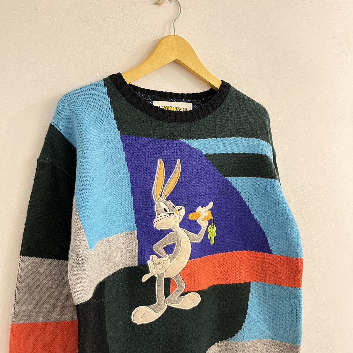 Warner Bros Looney Tunes Bugs Bunny WB Knit Sweatshirt Size US M / EU 48-50 / 2 - 3 Thumbnail