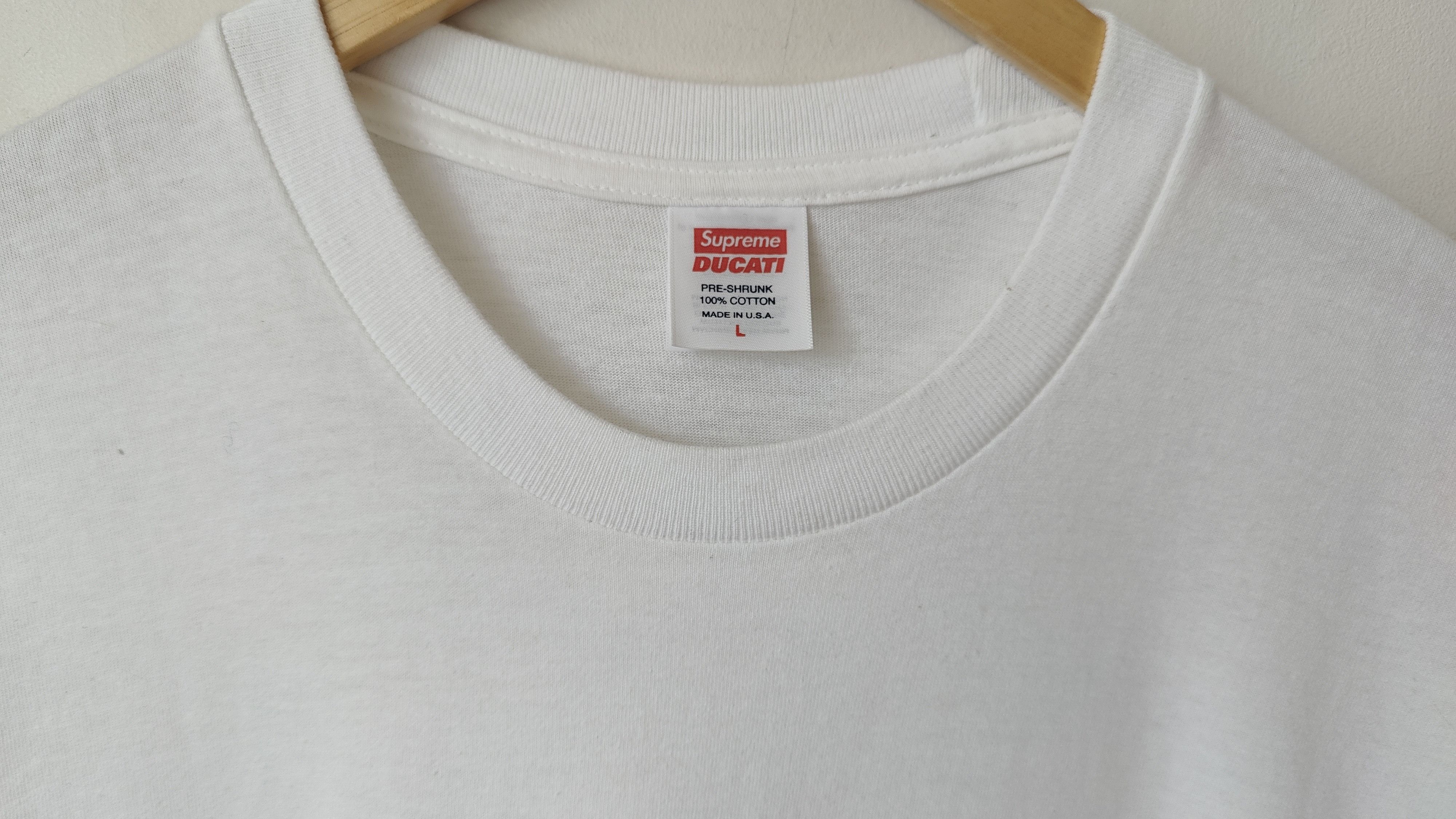Supreme Supreme x Ducati SS24 White Logo Tshirt Size US L / EU 52-54 / 3 - 3 Thumbnail