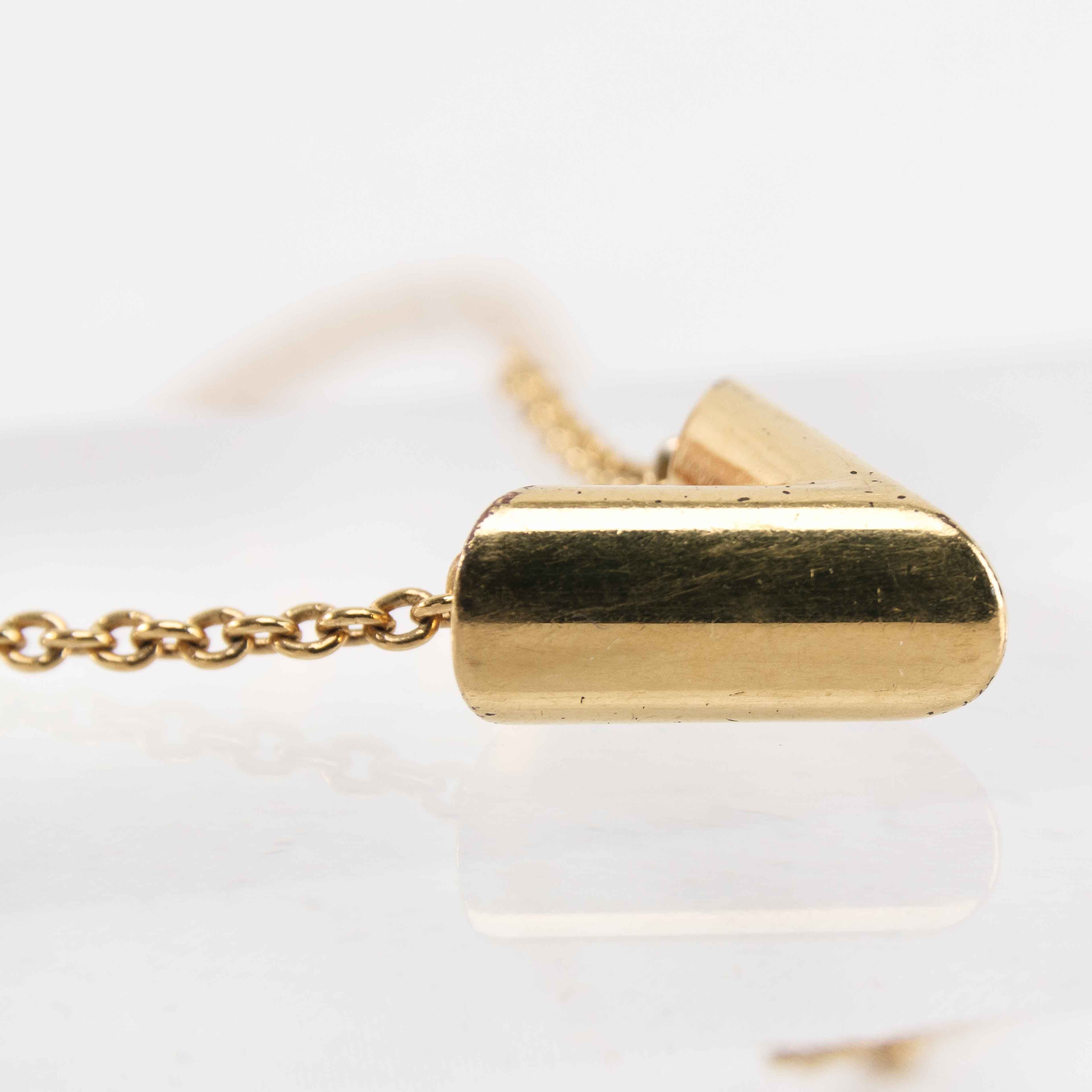 Louis Vuitton Louis Vuitton Essential V Gold-Tone Necklace Size ONE SIZE - 8 Thumbnail