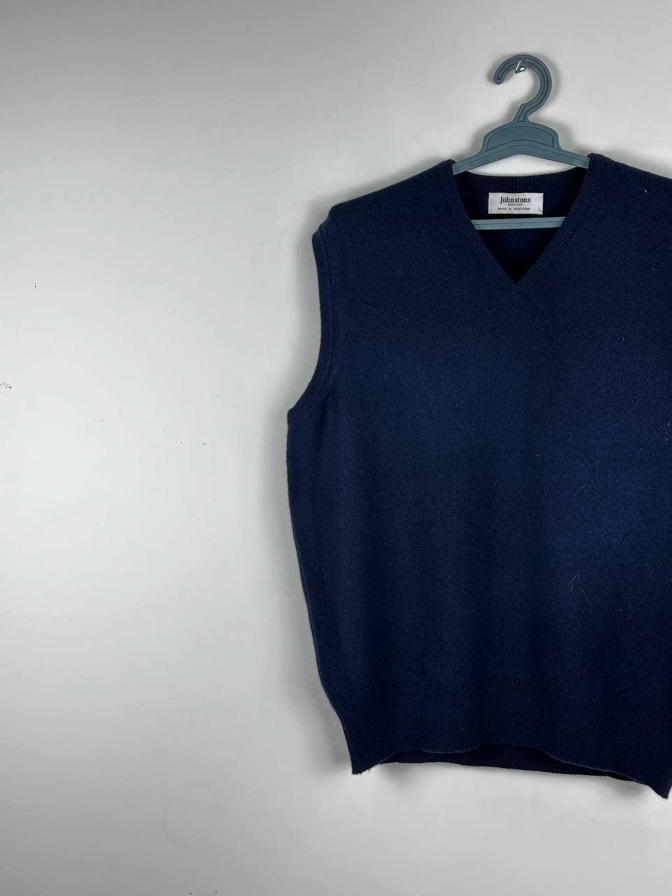Johnstons Of Elgin Johnstons Of Elgin Navy Wool Sweater Vest Size US L / EU 52-54 / 3 - 3 Thumbnail