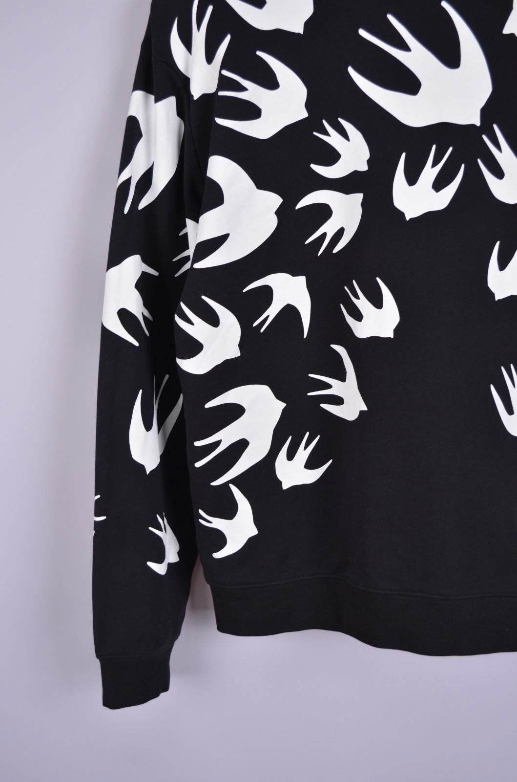 Alexander McQueen Alexander McQueen MCQ Swallow Sweatshirt Black White Size L Size US L / EU 52-54 / 3 - 3 Thumbnail