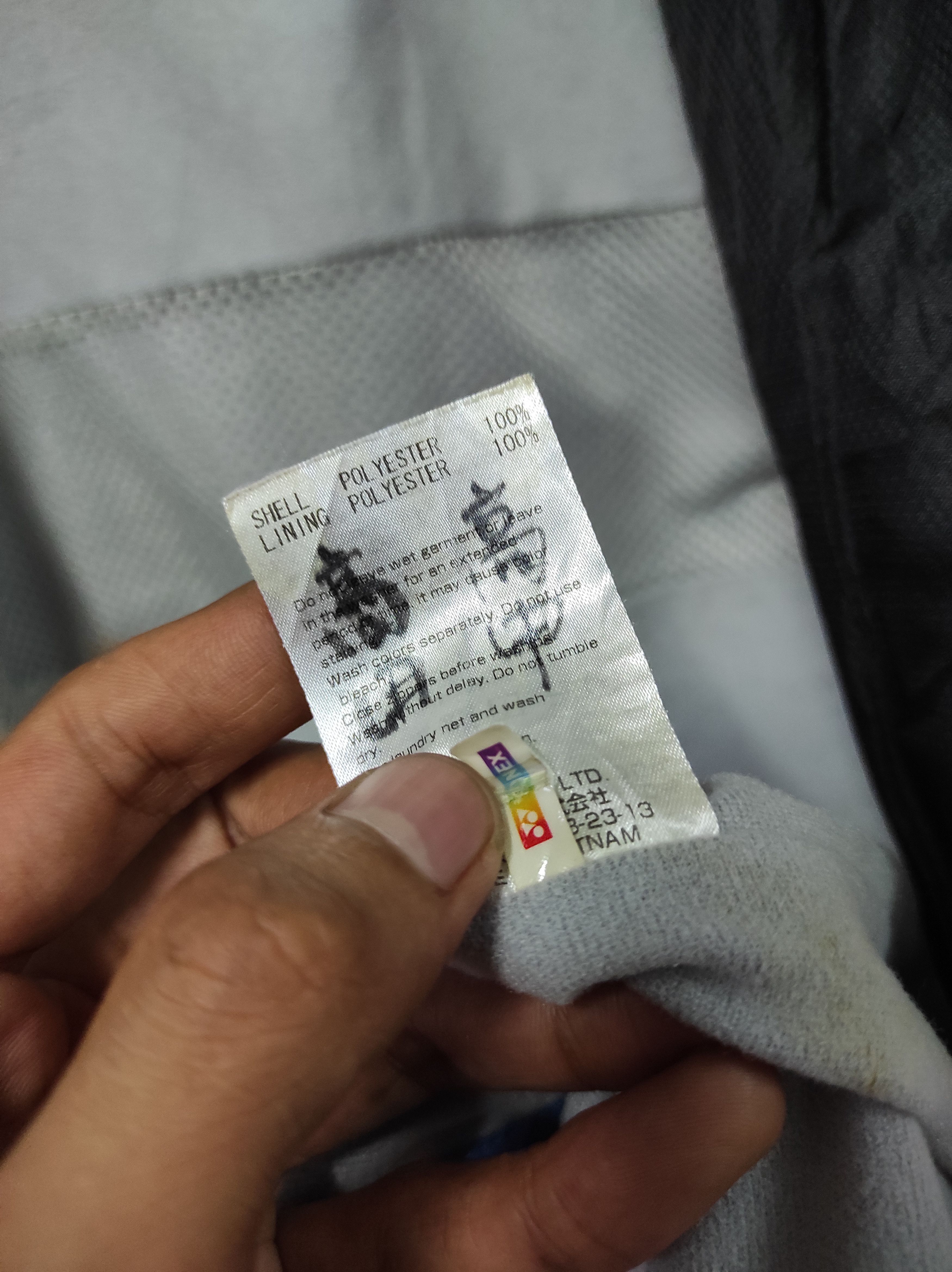 Japanese Brand YONEX HEAT MULTICOLOUR LIGHT JACKET HOODED Size US L / EU 52-54 / 3 - 9 Thumbnail