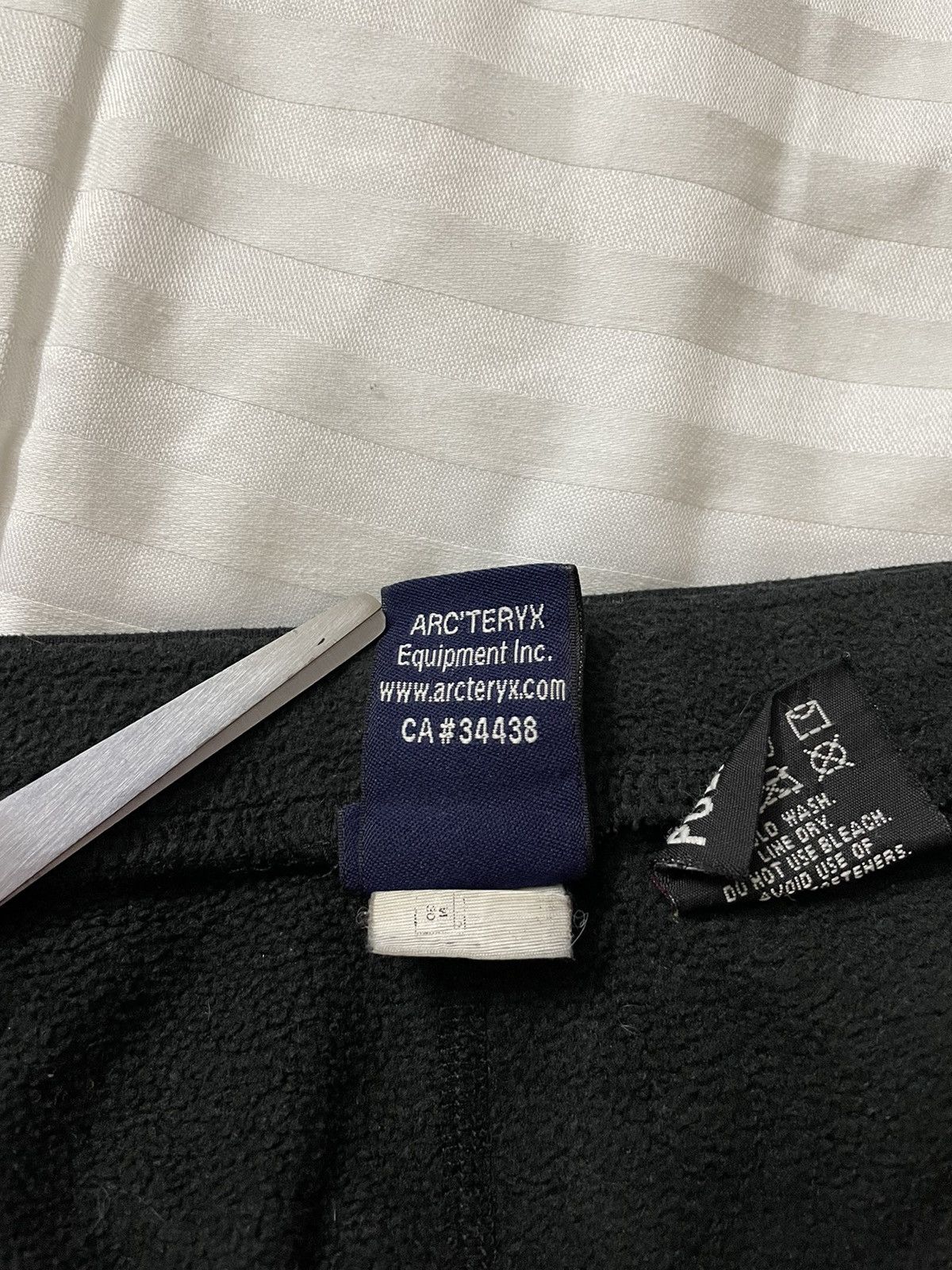 Arc'teryx Vintage Arc’teryx Fleece Underpants Size US 34 / EU 50 - 8 Thumbnail