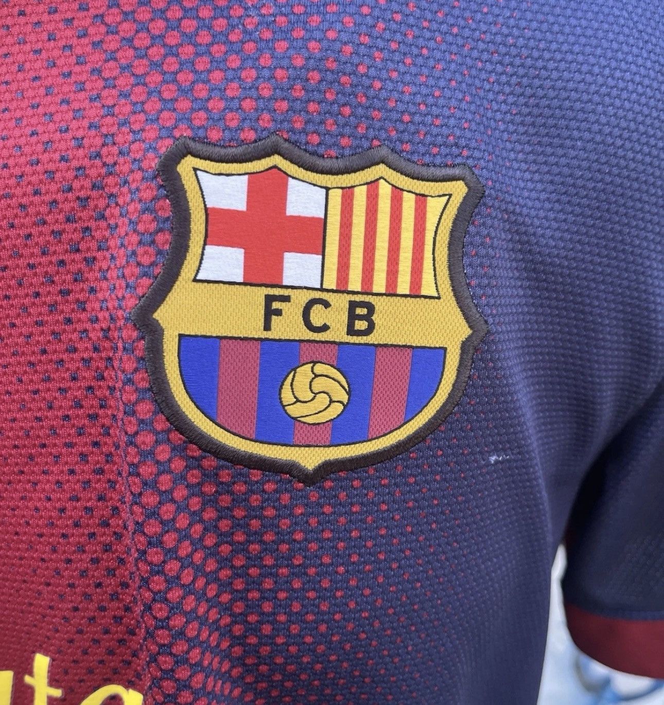 Nike Jersey iniesta barcelona Size US L / EU 52-54 / 3 - 8 Thumbnail