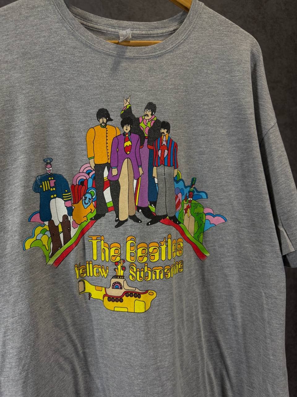 Band Tees The Beatles 2009 yellow submarine band tee Size US XXL / EU 58 / 5 - 3 Thumbnail