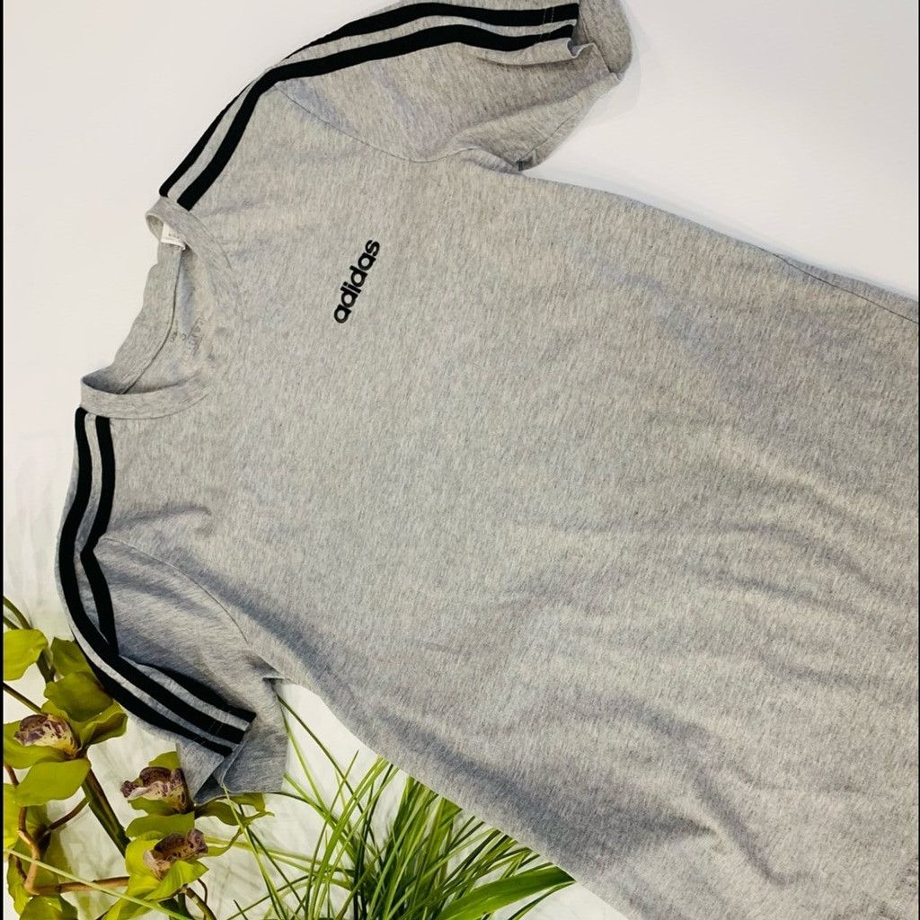 Adidas Adidas Gray T-shirts size S Size S / US 4 / IT 40 - 1 Thumbnail