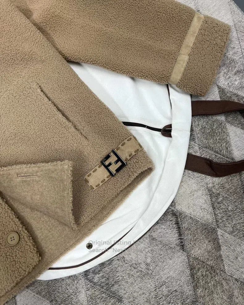 Fendi Fendi Double-sided cashmere fur shearling coat, elegant de Size US L / EU 52-54 / 3 - 2 Thumbnail