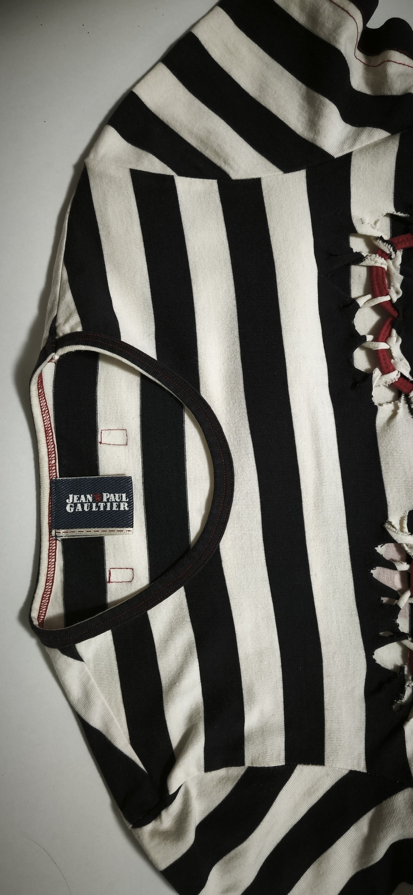 Jean Paul Gaultier Two red cord hearts top - Do you think I'm sexy? Size S / US 4 / IT 40 - 17 Thumbnail