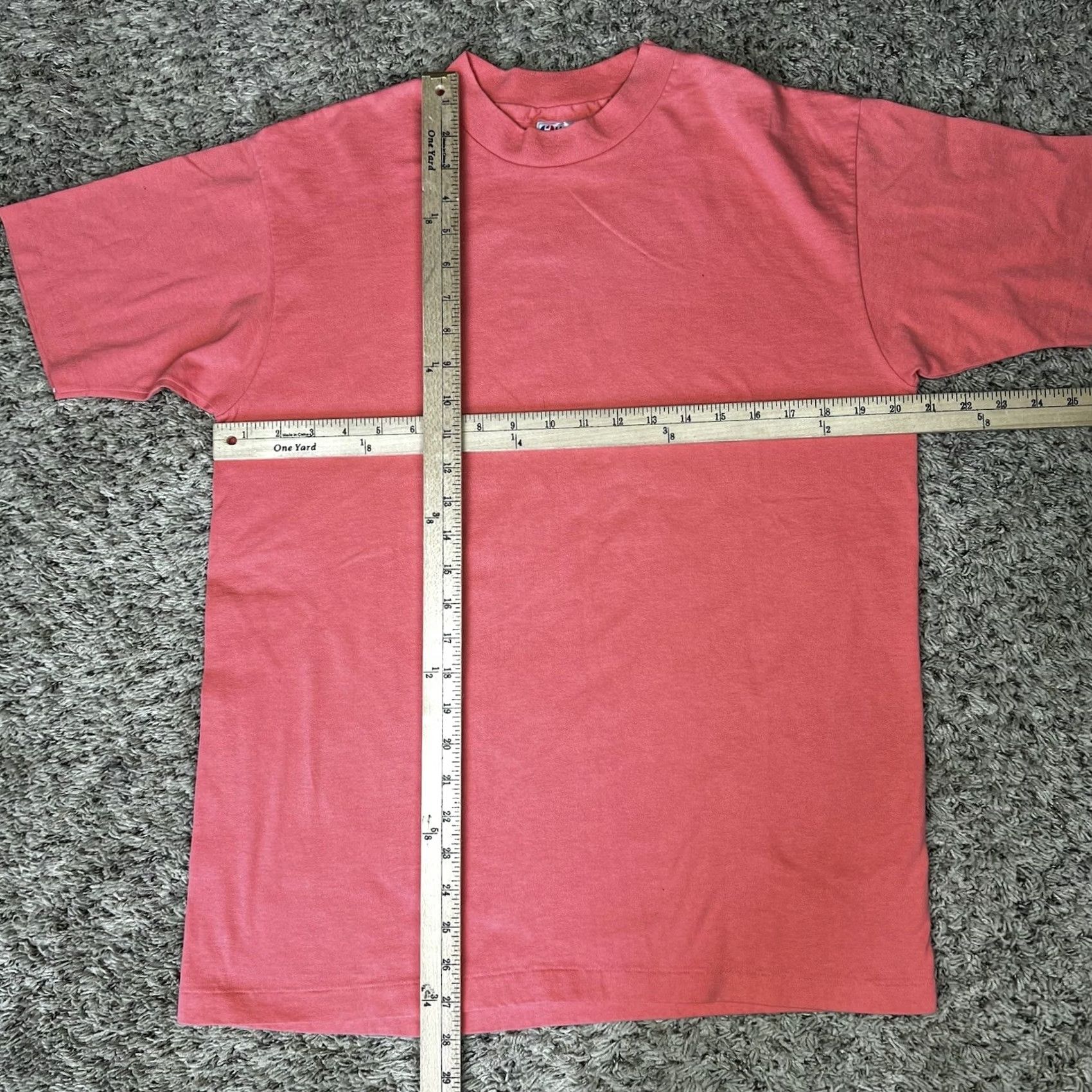 Hanes VINTAGE Hanes T-Shirt Salmon 90s Single Stitch Adult Medium Cotton Crew Neck Short Sleeve Unisex Size US M / EU 48-50 / 2 - 6 Thumbnail