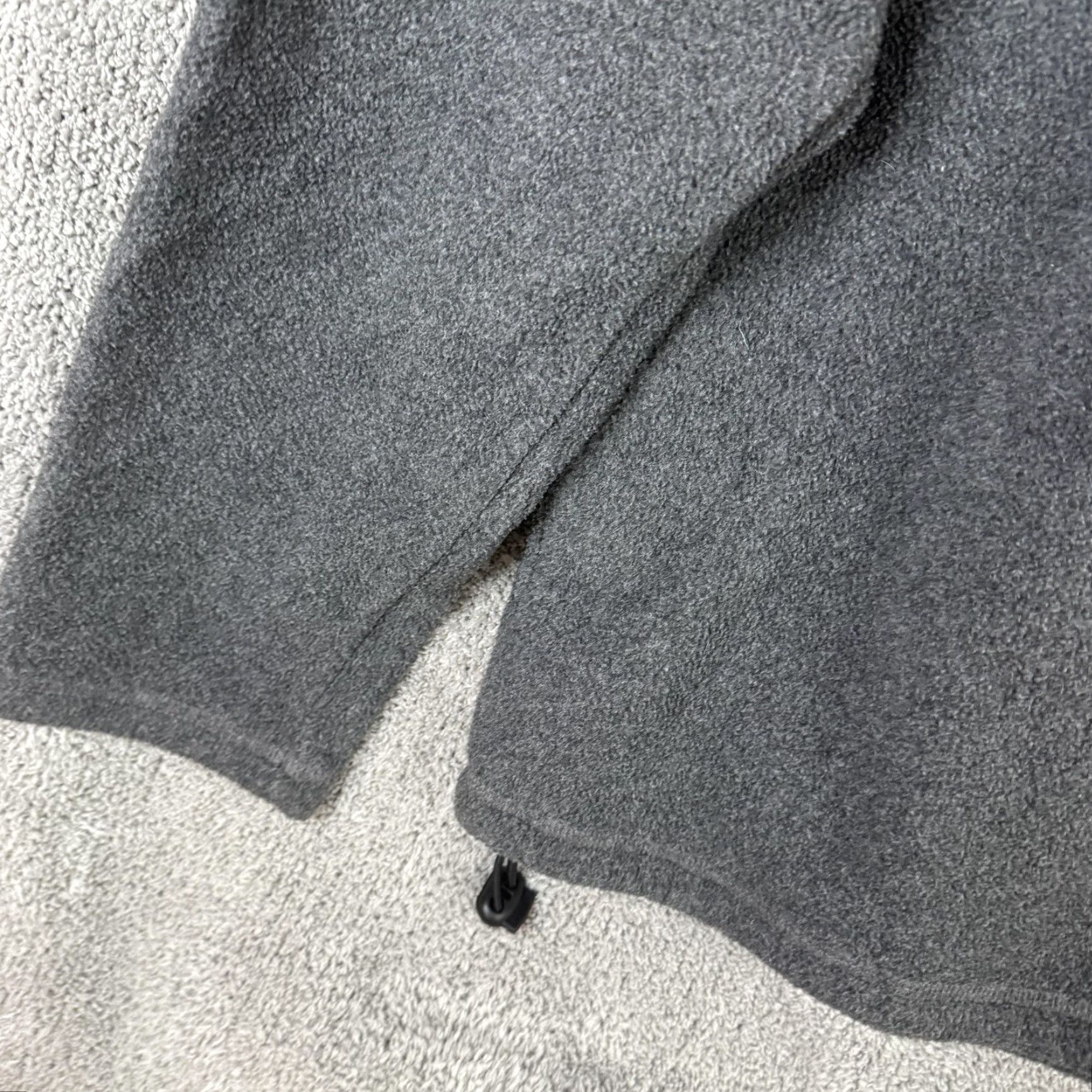 Speedo Speedo Jacket Mens XL Gray 1/4 Zip Fleece Collar Pocket Adjustable Hem Pullover Size US XL / EU 56 / 4 - 2 Thumbnail
