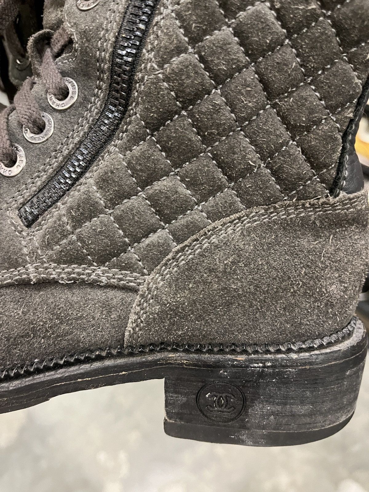 Chanel CHANEL Suede Quilted Combat Boots Size US 5 / IT 35 - 5 Thumbnail