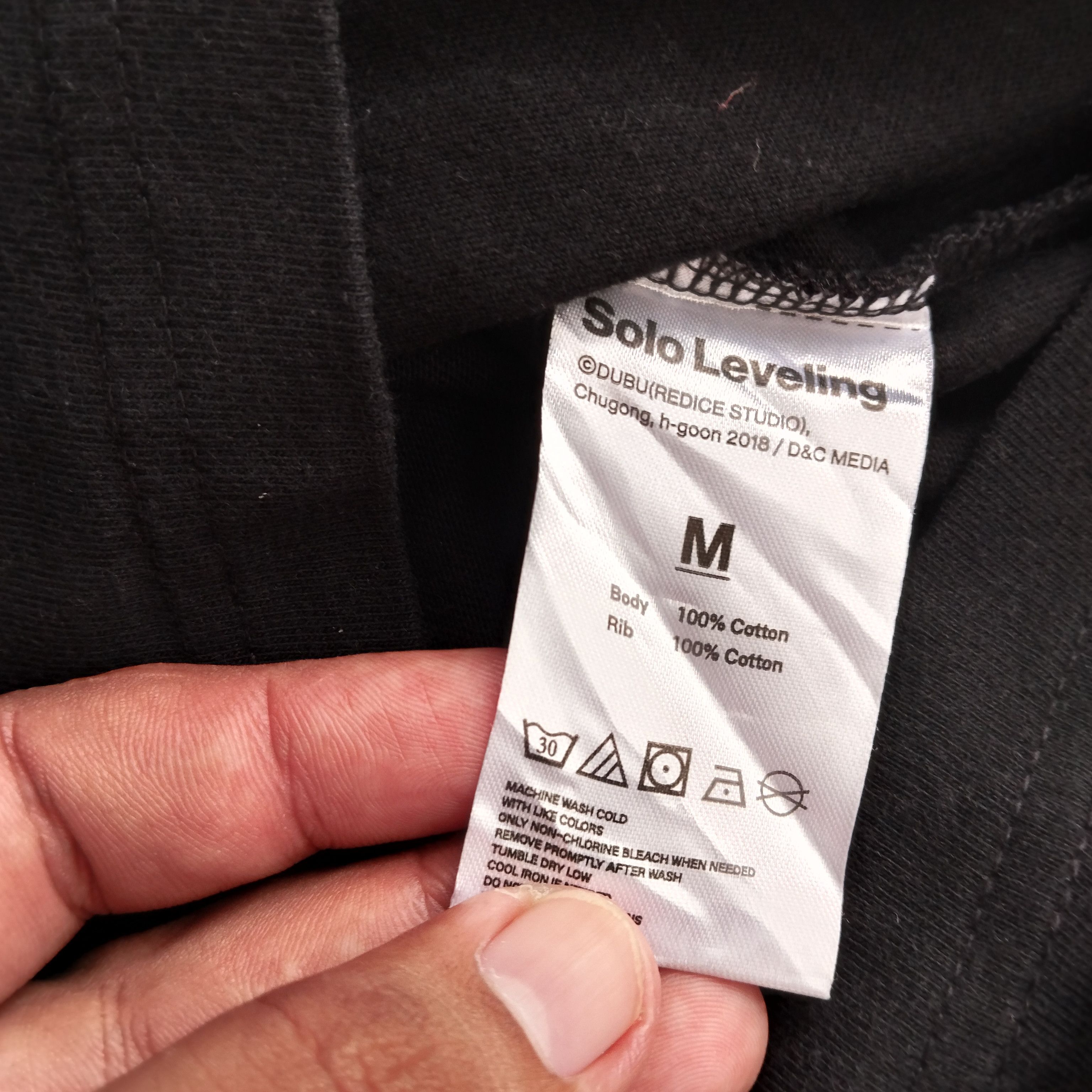 Anime × Japanese Brand Official promo T-shirt Solo Leveling Size US M / EU 48-50 / 2 - 5 Thumbnail