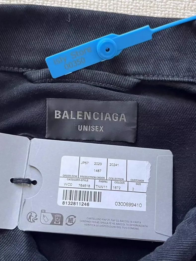 Balenciaga Balenciaga Lapel solid color single breasted loose long sl Size US M / EU 48-50 / 2 - 4 Thumbnail